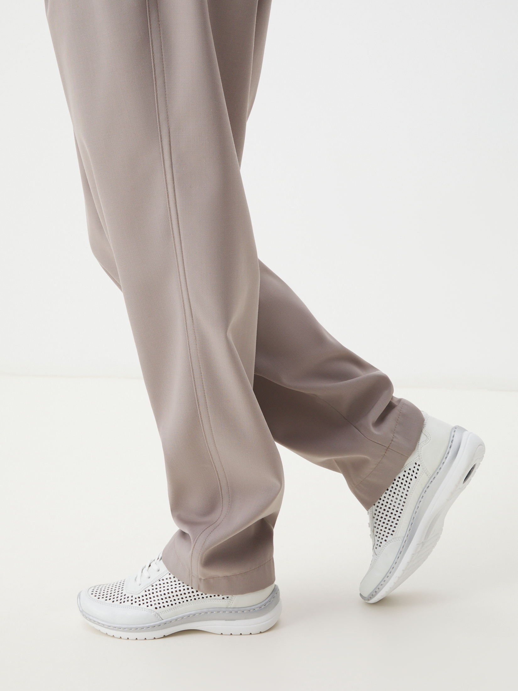 5871 р. 10300 р. Женские кроссовки CAPRICE EDITH