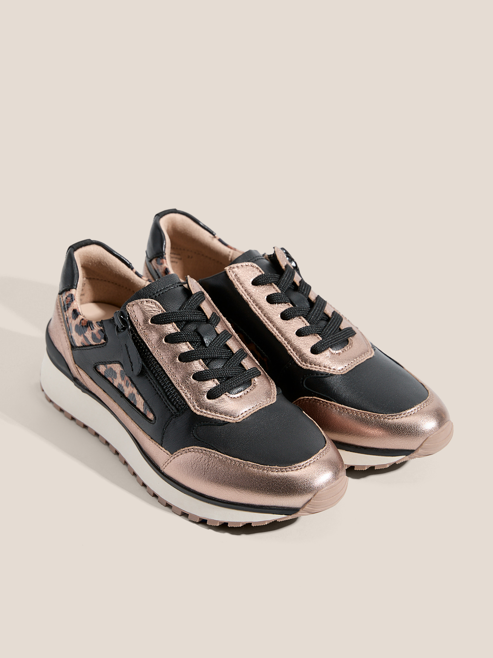 6840 р. 12000 р. Женские кроссовки CAPRICE KAIA