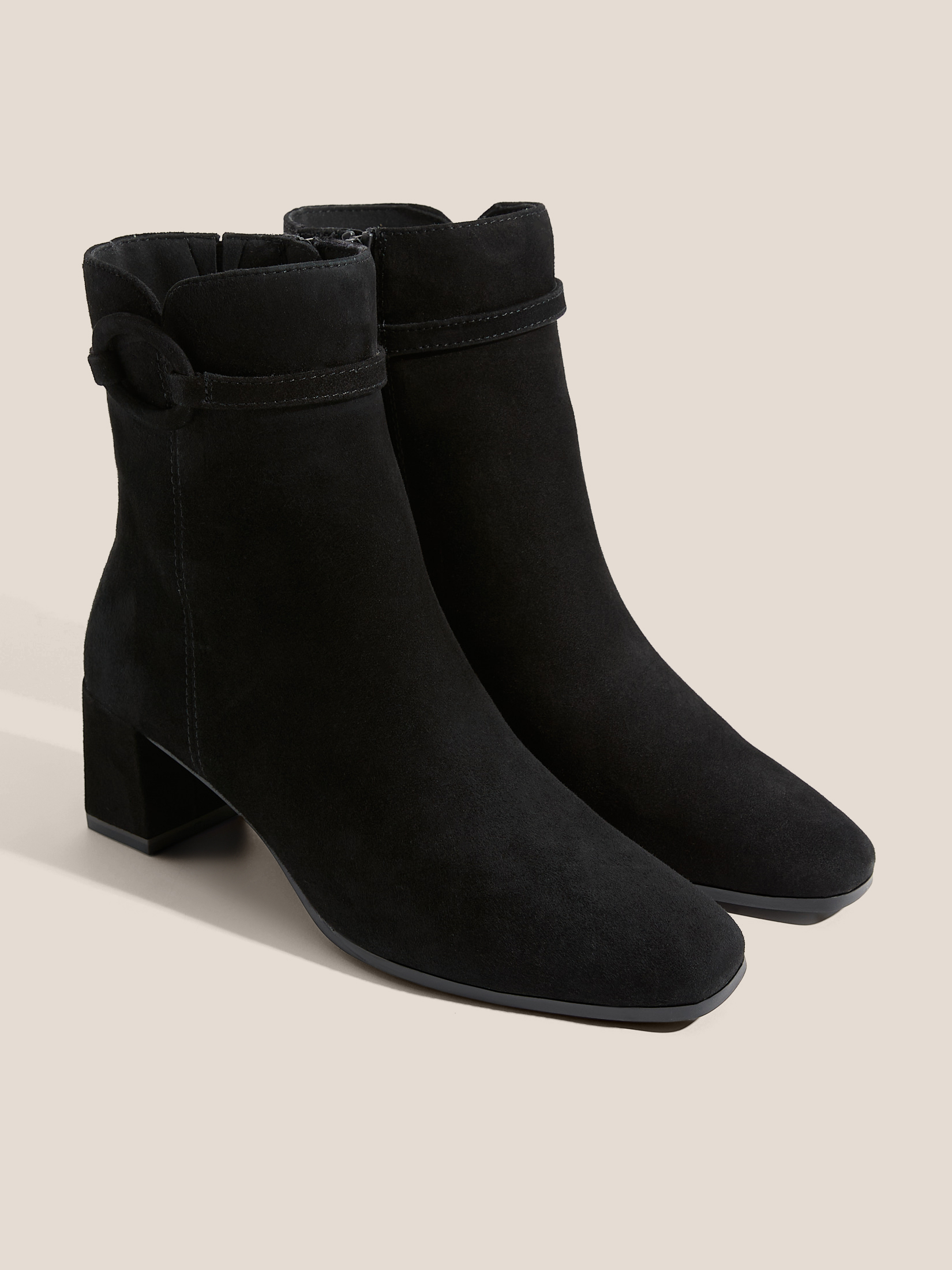 9120 р. 16000 р. Ботильоны CAPRICE TRACY