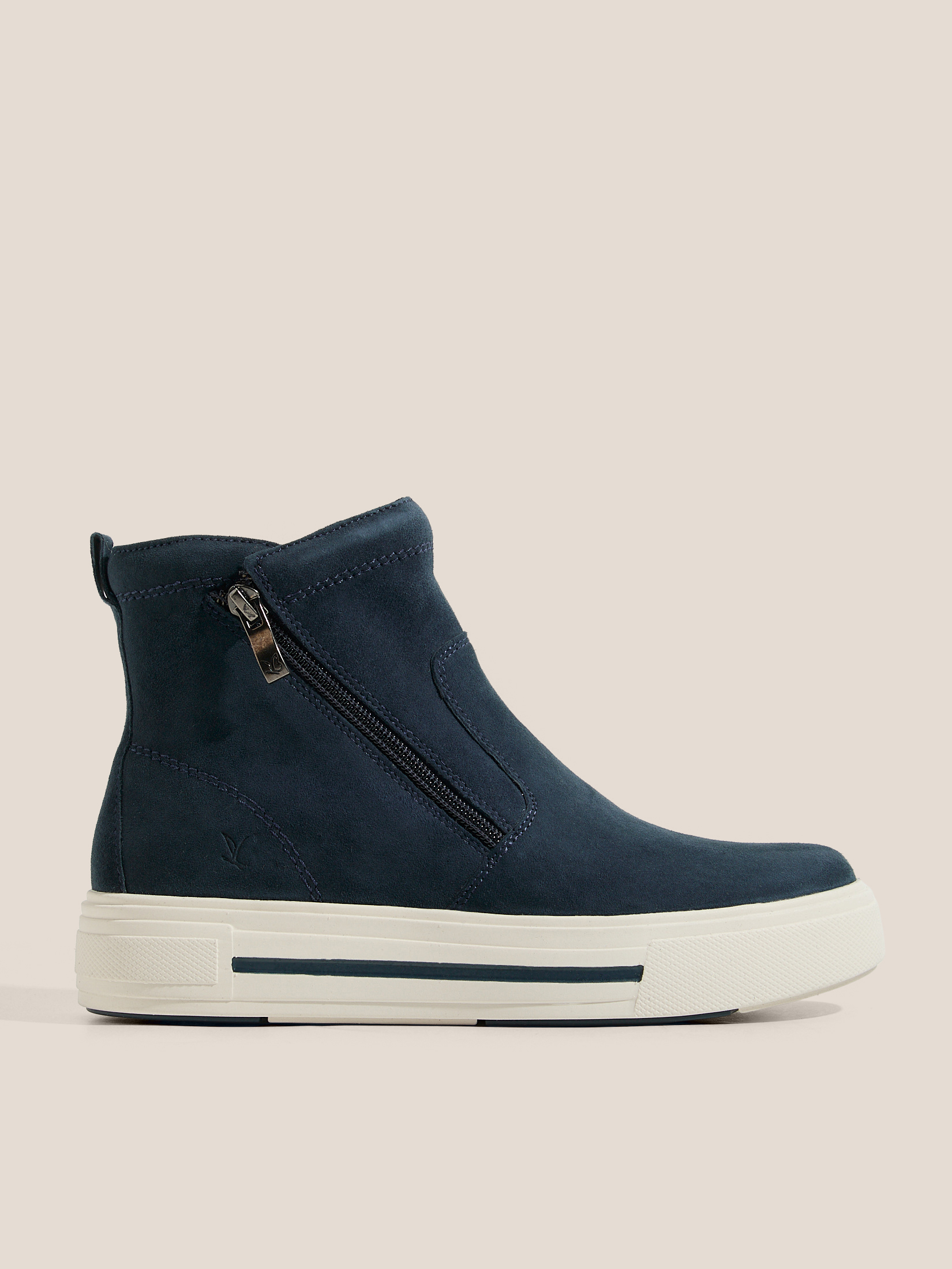 9120 р. 16000 р. Женские ботинки CAPRICE MANOU