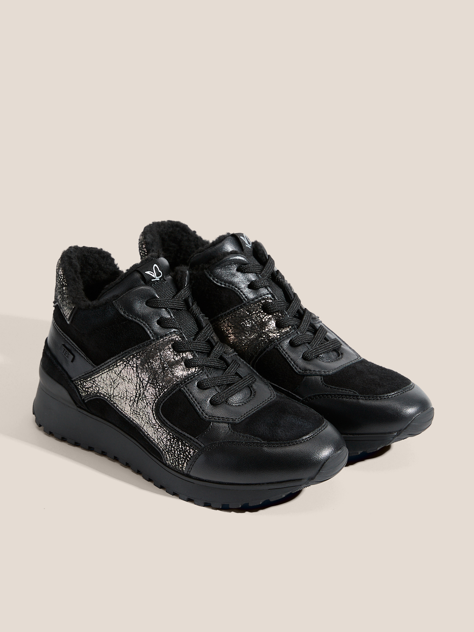 7695 р. 13500 р. Женские высокие кроссовки CAPRICE KAIA