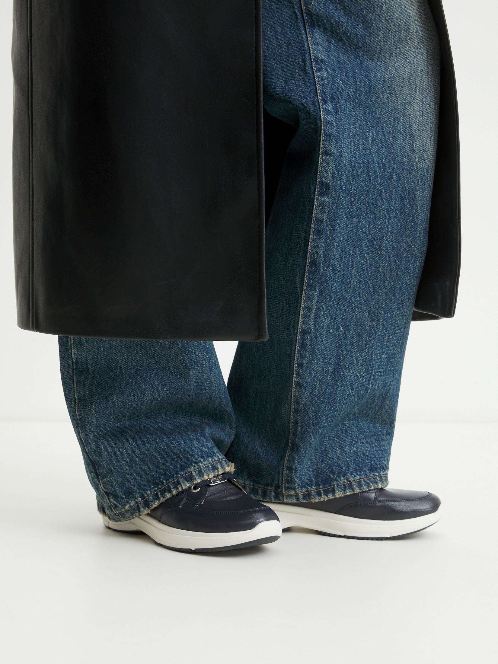 6441 р. 11300 р. Женские кроссовки CAPRICE LEA