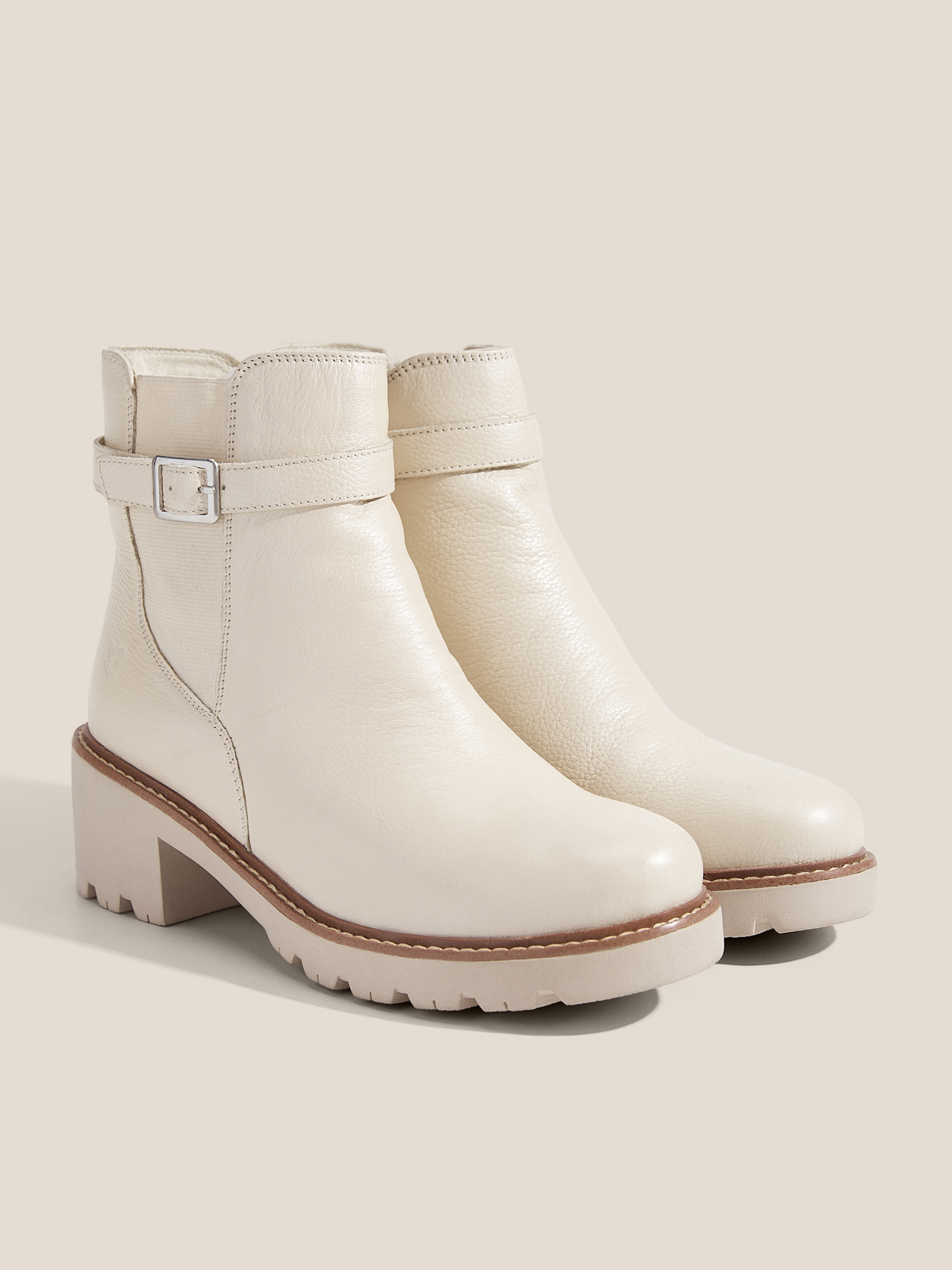 9120 р. 16000 р. Ботильоны CAPRICE FREDERIKE