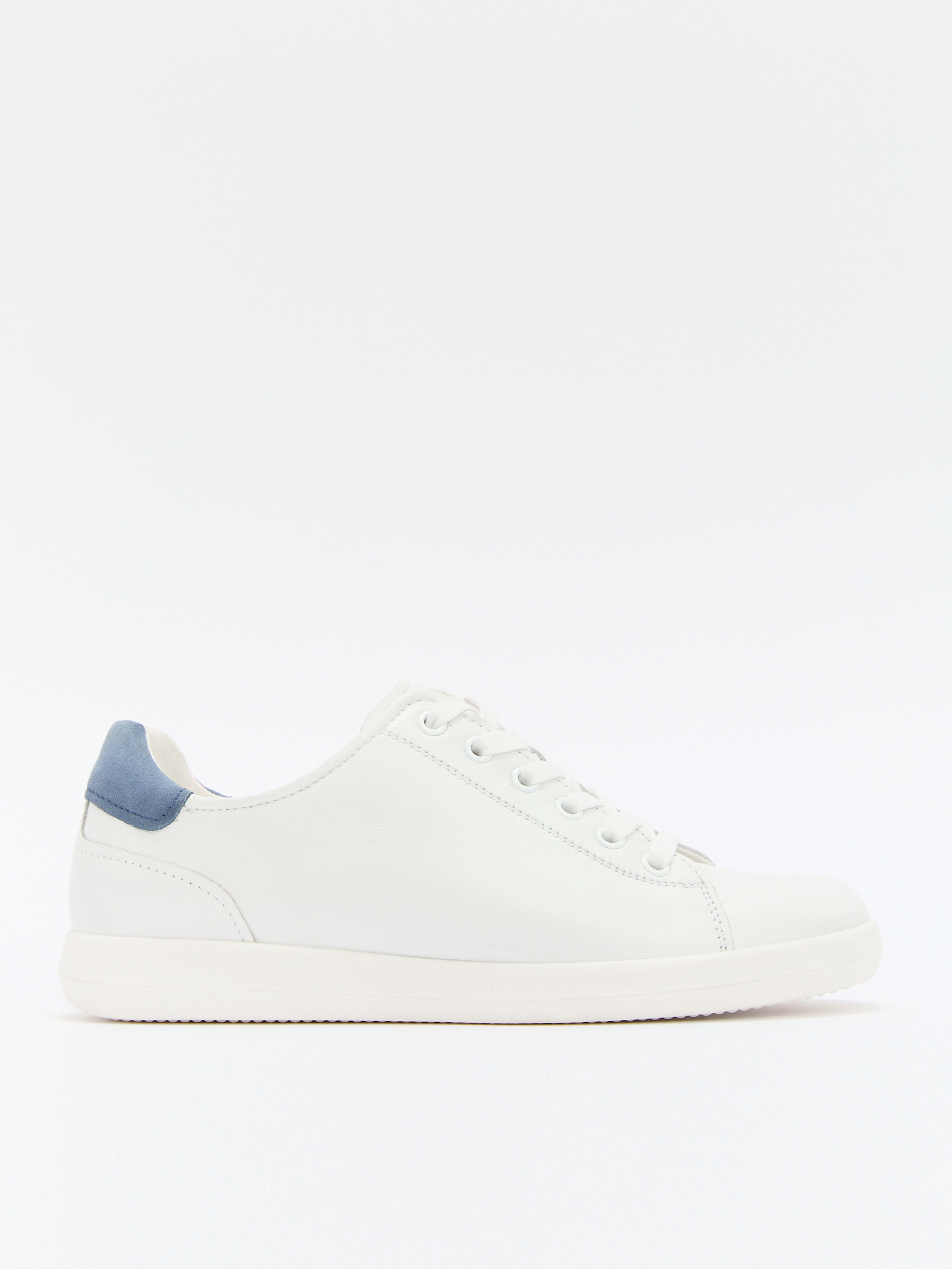 5586 р. 9800 р. Женские кеды CAPRICE MANOU