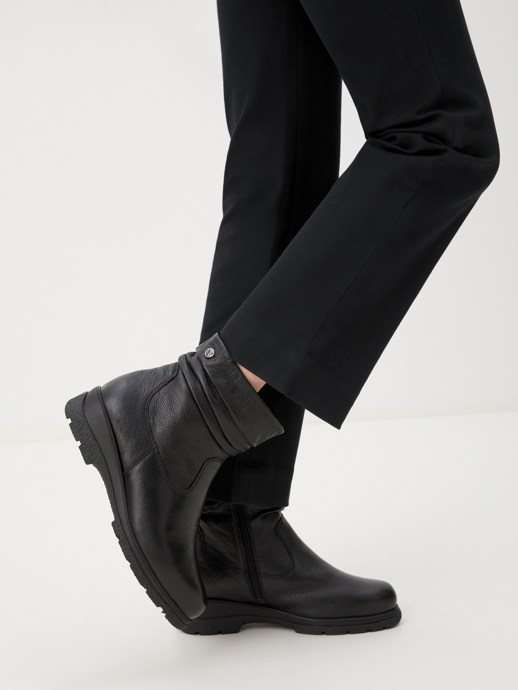 8835 р. 15500 р. Женские ботинки CAPRICE DASCHA