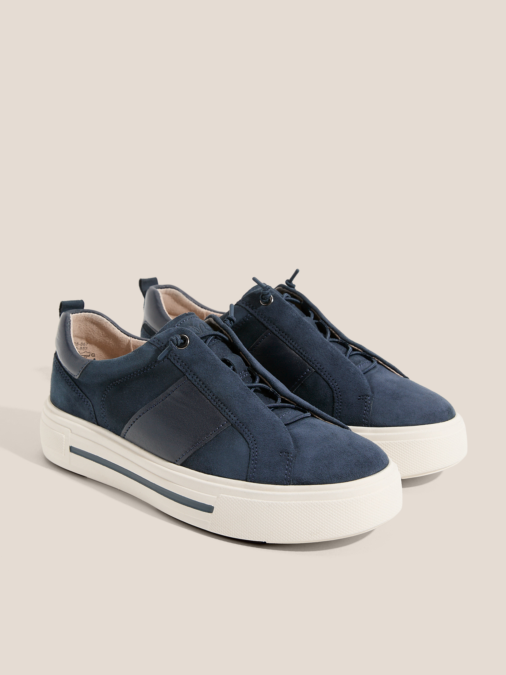 6840 р. 12000 р. Женские кеды CAPRICE MANOU