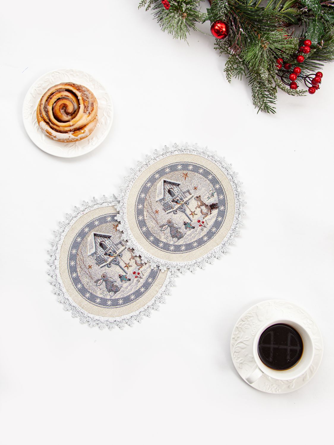 Лесные друзья у кормушки Комплект салфеток 2шт д23 см серебро 2104530