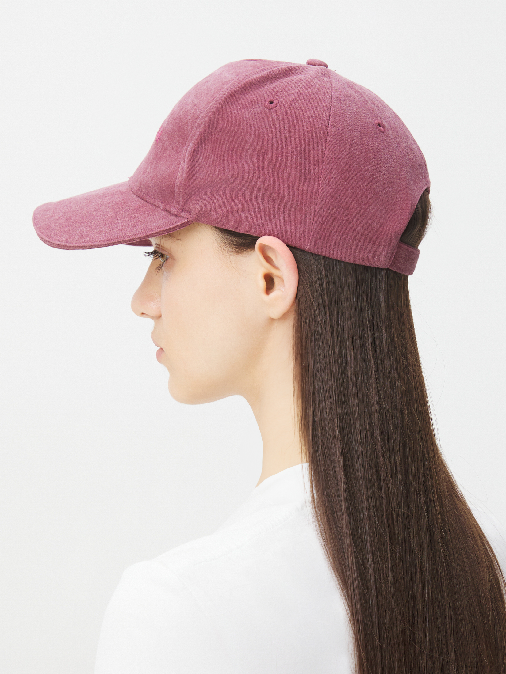 460 р. 1150 р. Бейсболка из денима MAISON DAVID