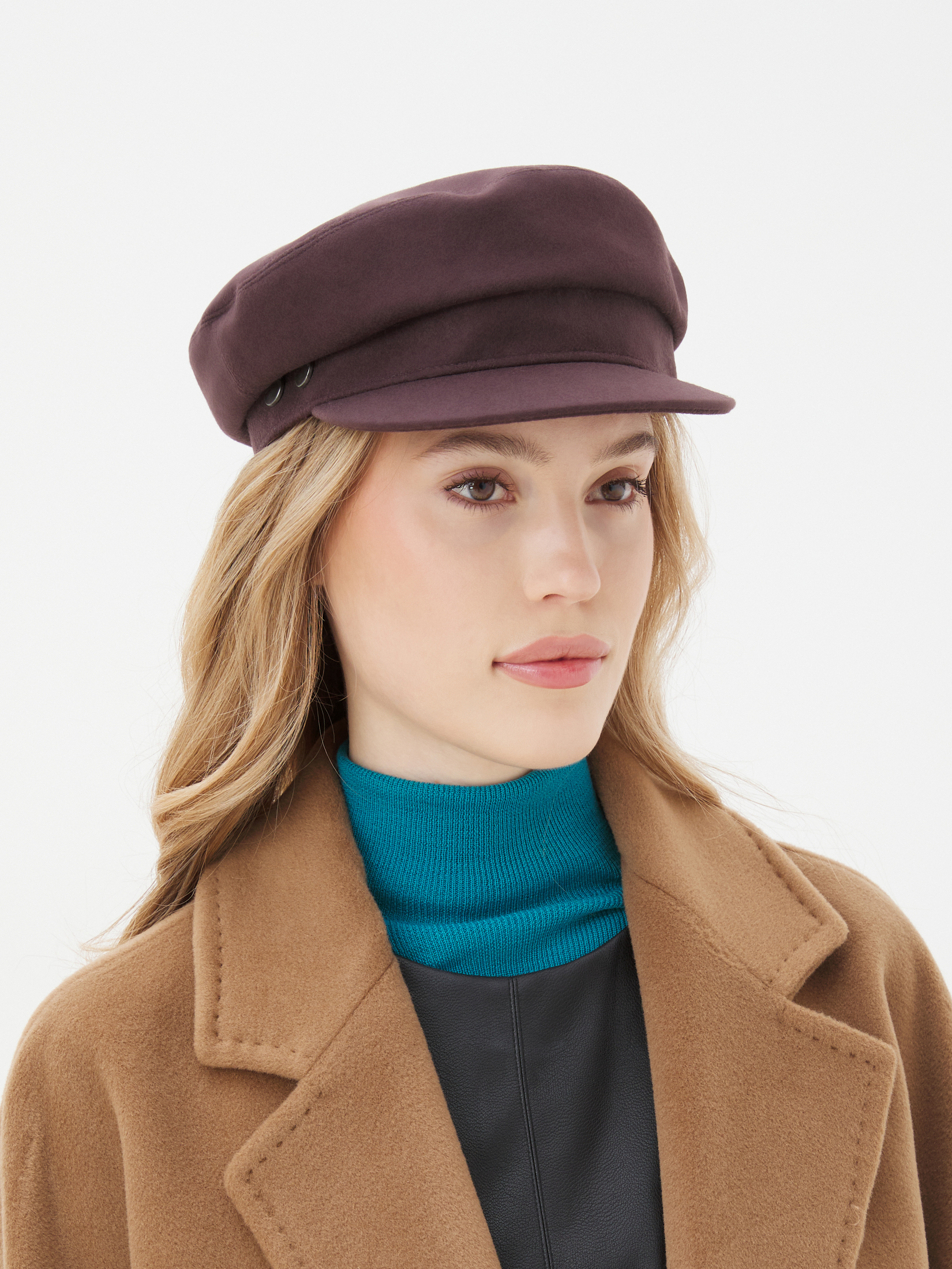 2172 р. 5430 р. Женская кепка MAISON DAVID