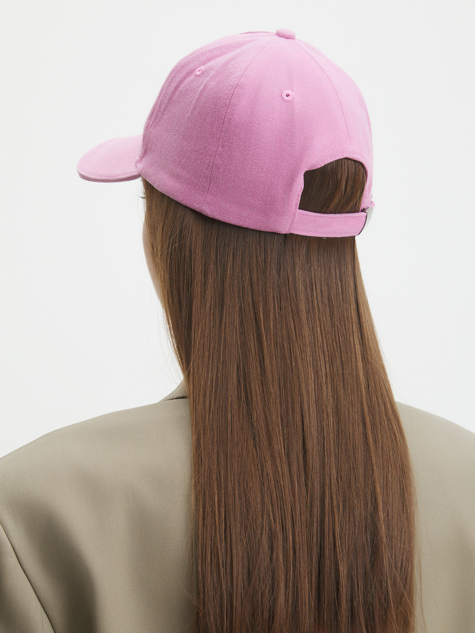 460 р. 1150 р. Бейсболка из денима MAISON DAVID