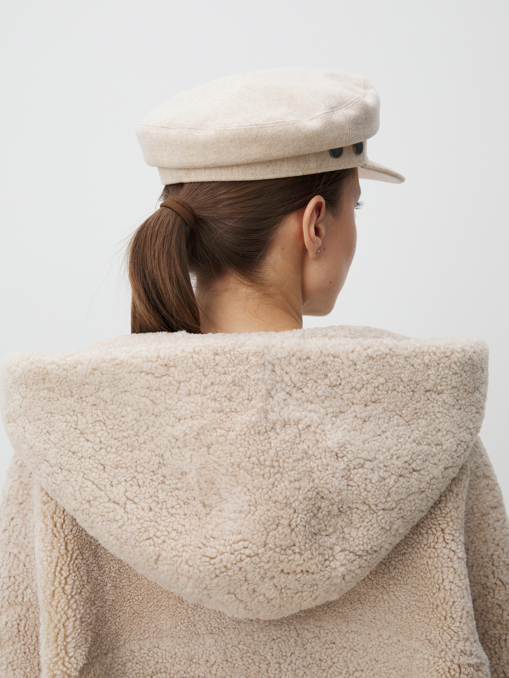 1324 р. 3310 р. Женская кепка MAISON DAVID