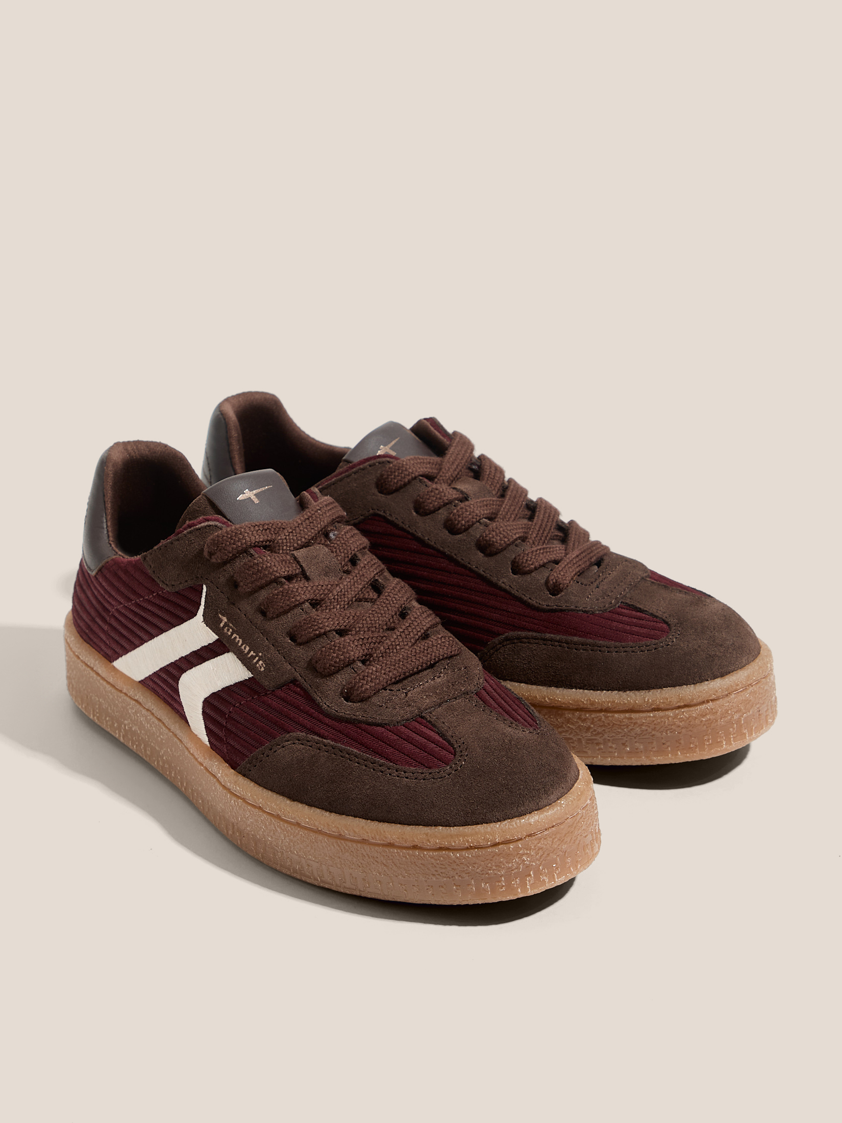 8265 р. 14500 р. Женские кеды TAMARIS NAKJA