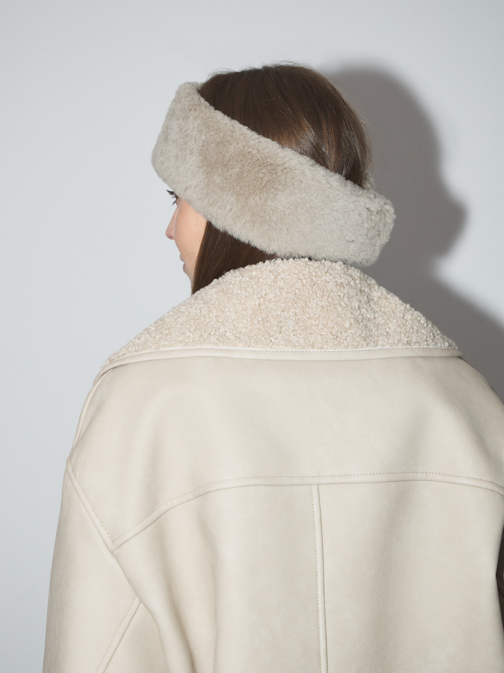 1996 р. 4990 р. Женская повязка на голову MAISON DAVID LEONE_DF