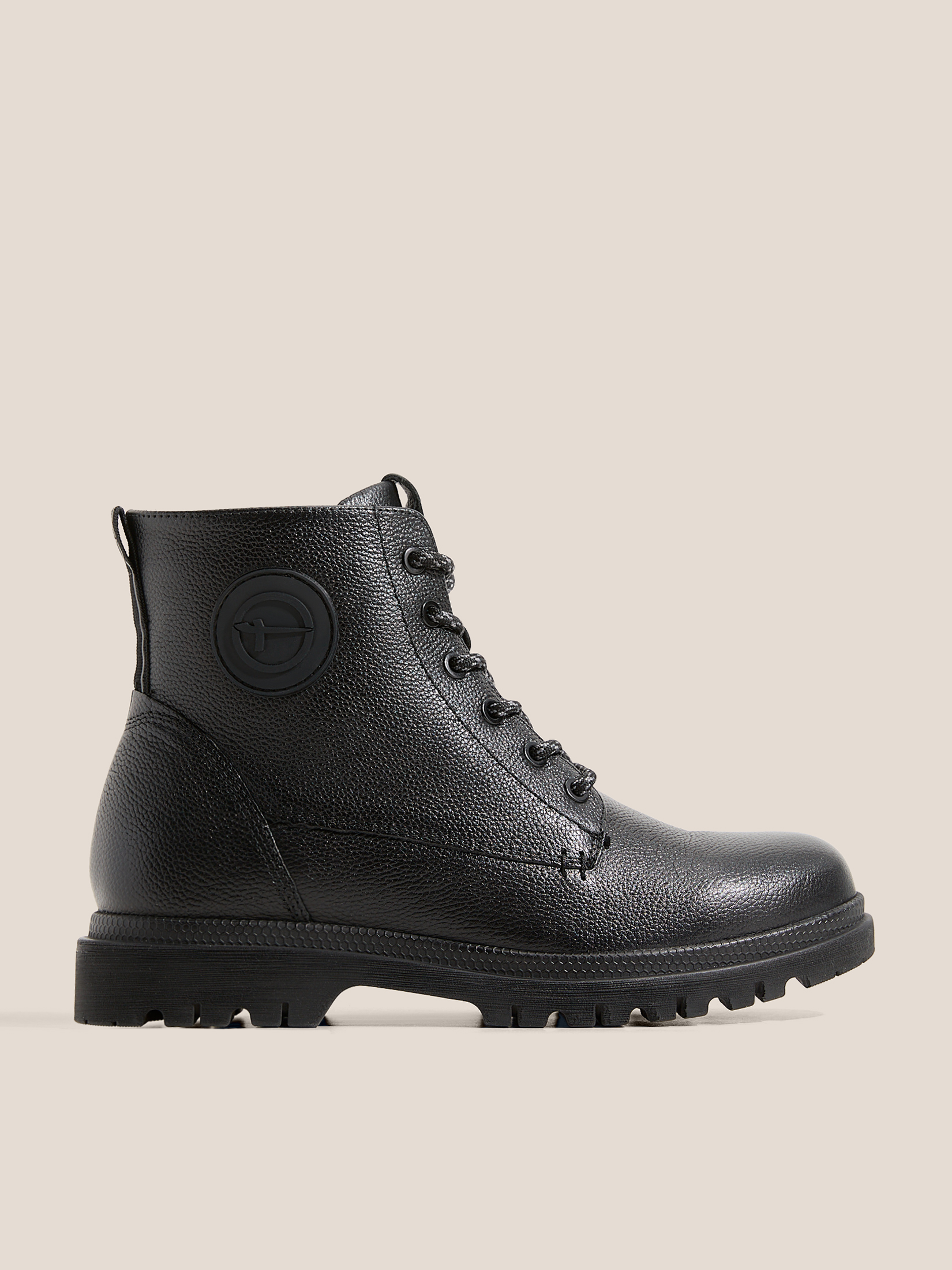 8960 р. 16000 р. Женские ботинки TAMARIS PAPAW