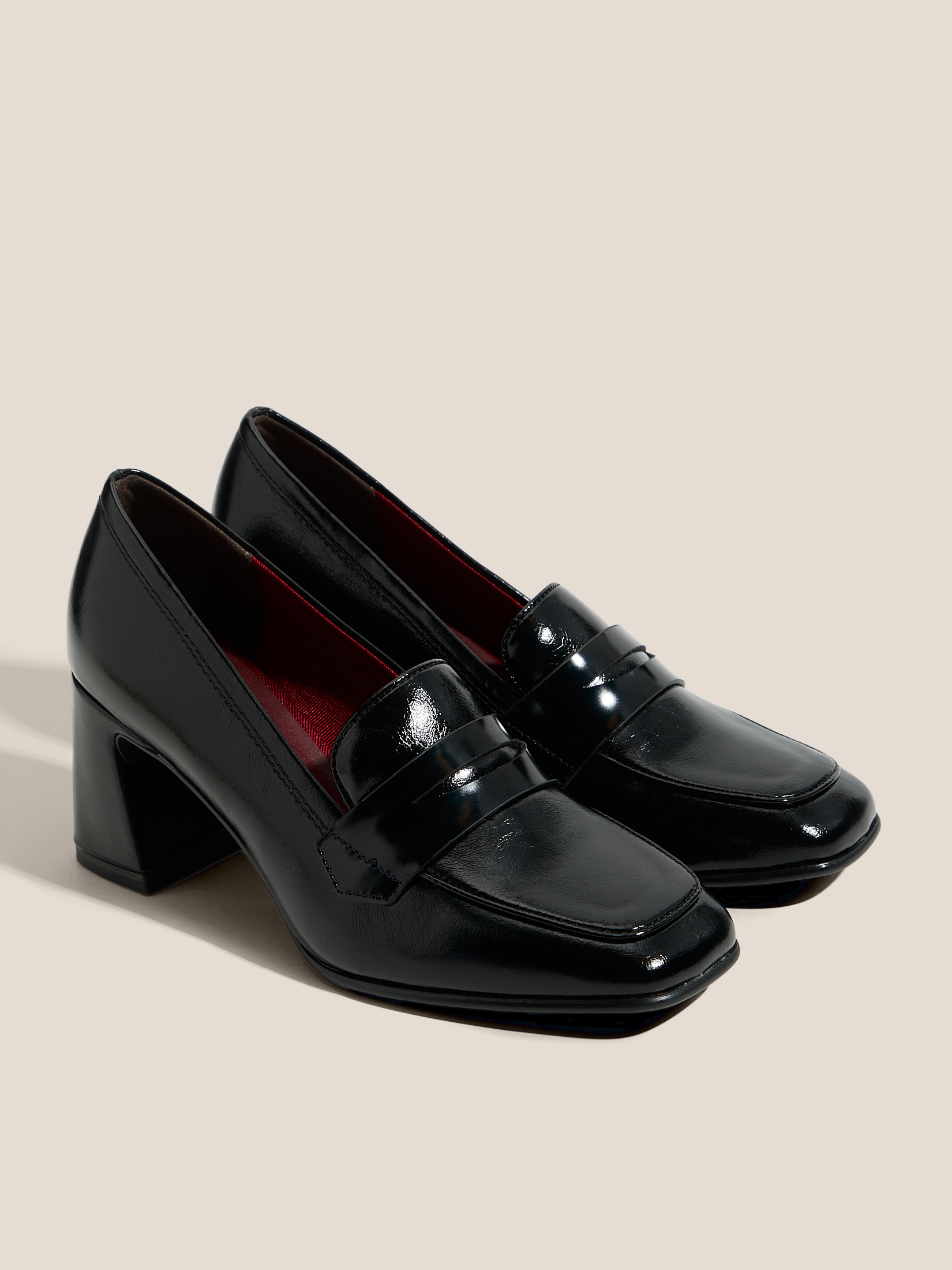 6270 р. 11000 р. Женские туфли TAMARIS LUCCA