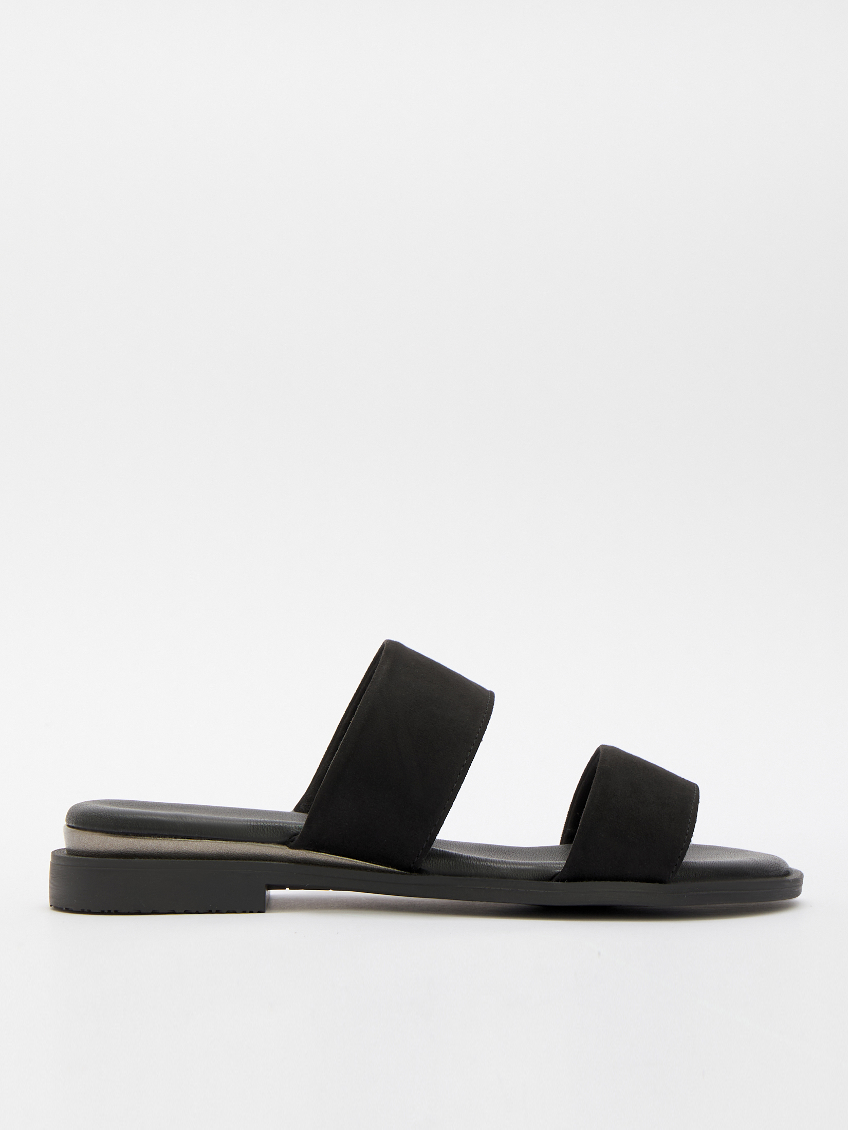 5040 р. 9000 р. Женские шлепанцы TAMARIS JAJAR