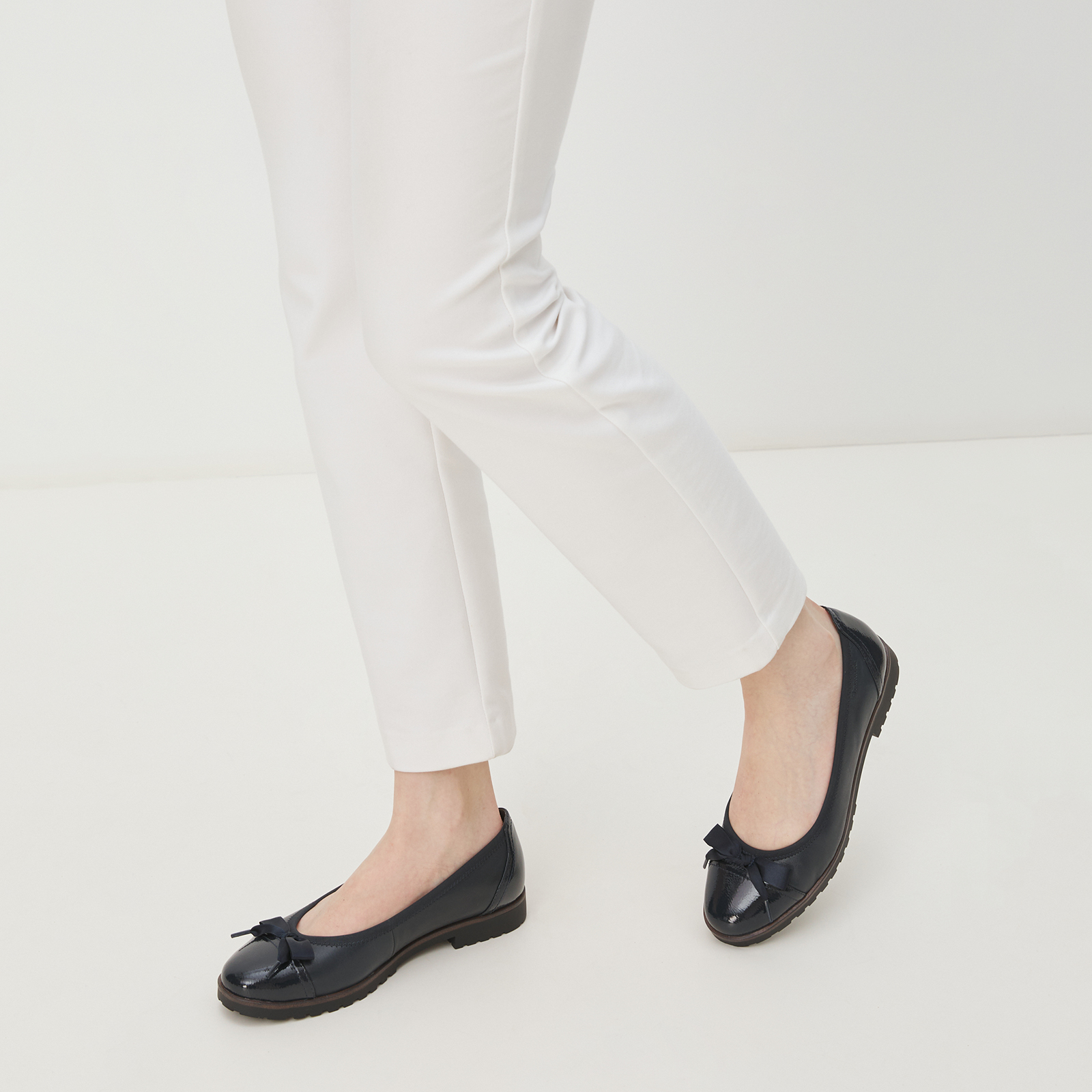 5700 р. 10000 р. Женские туфли TAMARIS CAREEN