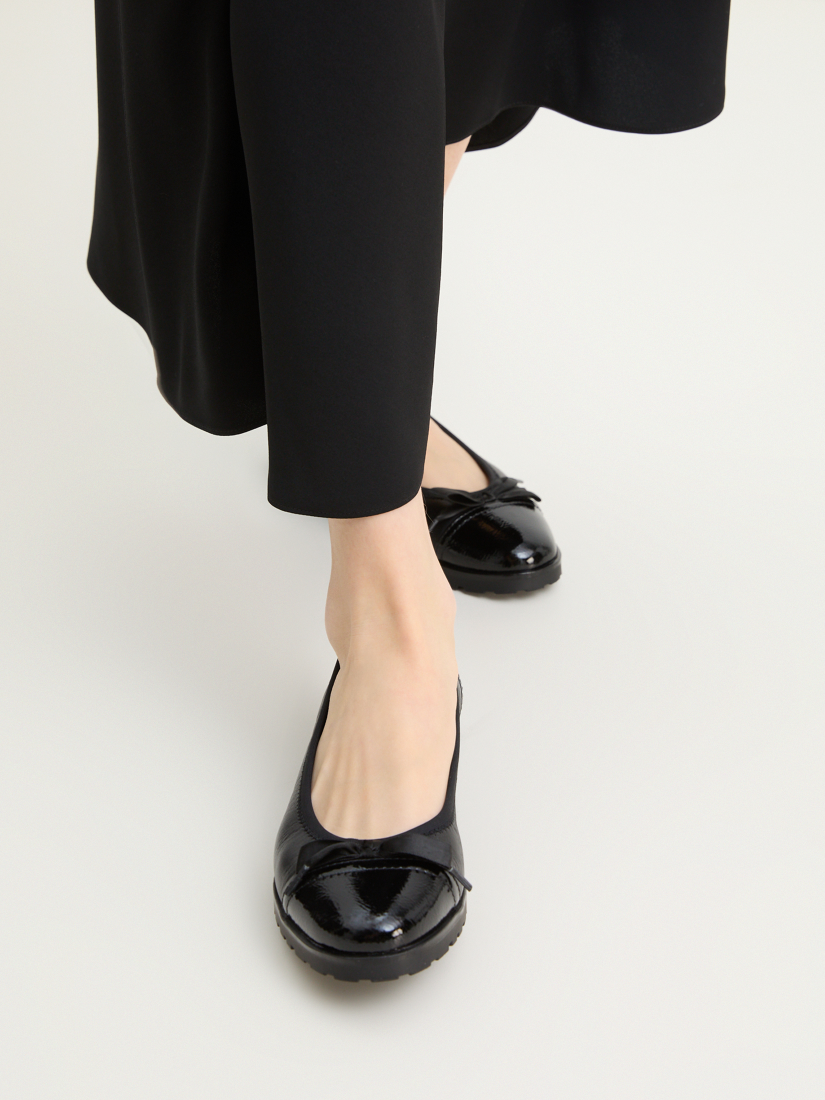 5700 р. 10000 р. Женские туфли TAMARIS CAREEN