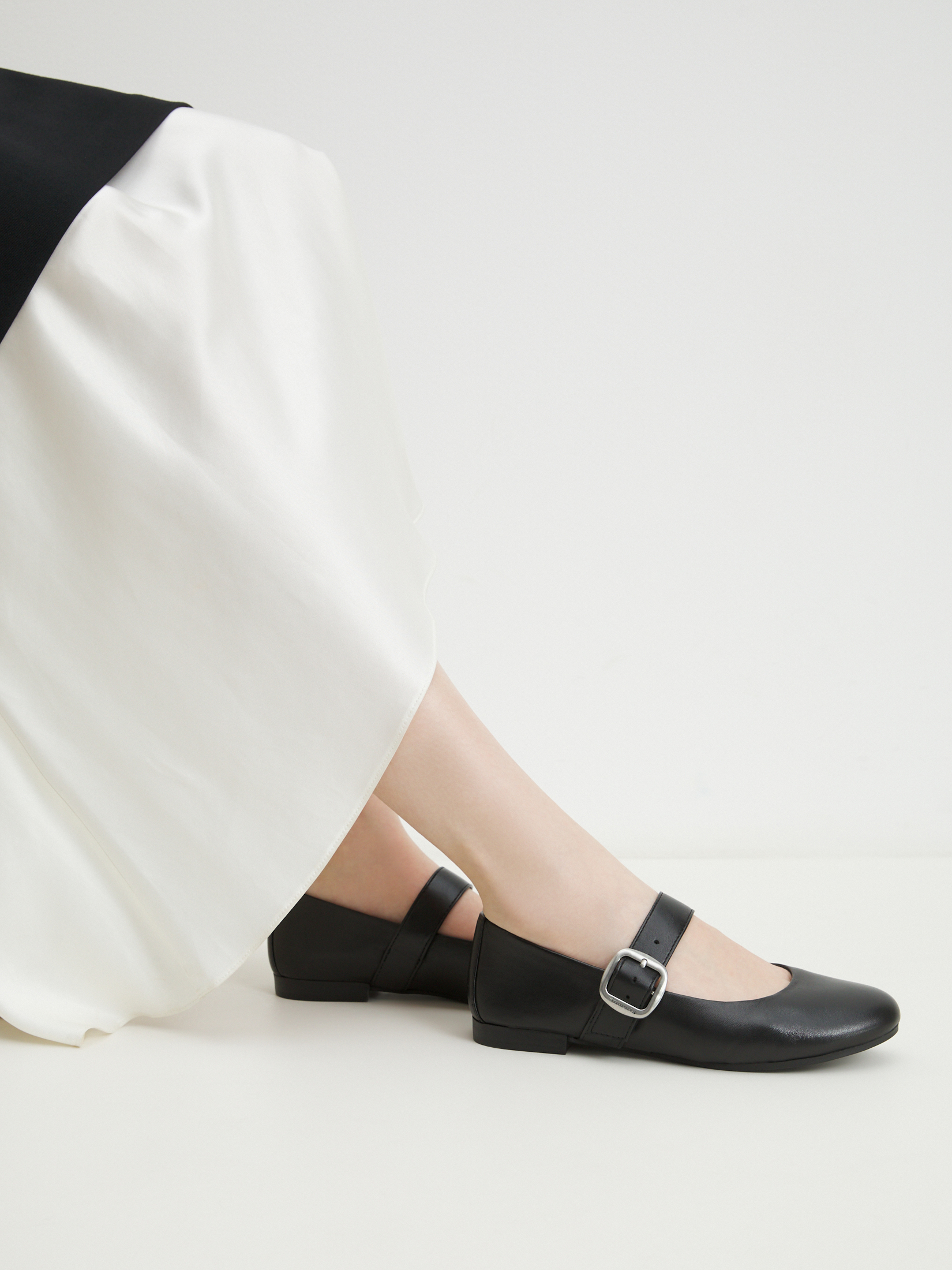 5040 р. 9000 р. Балетки мэри-джейн TAMARIS ALENA