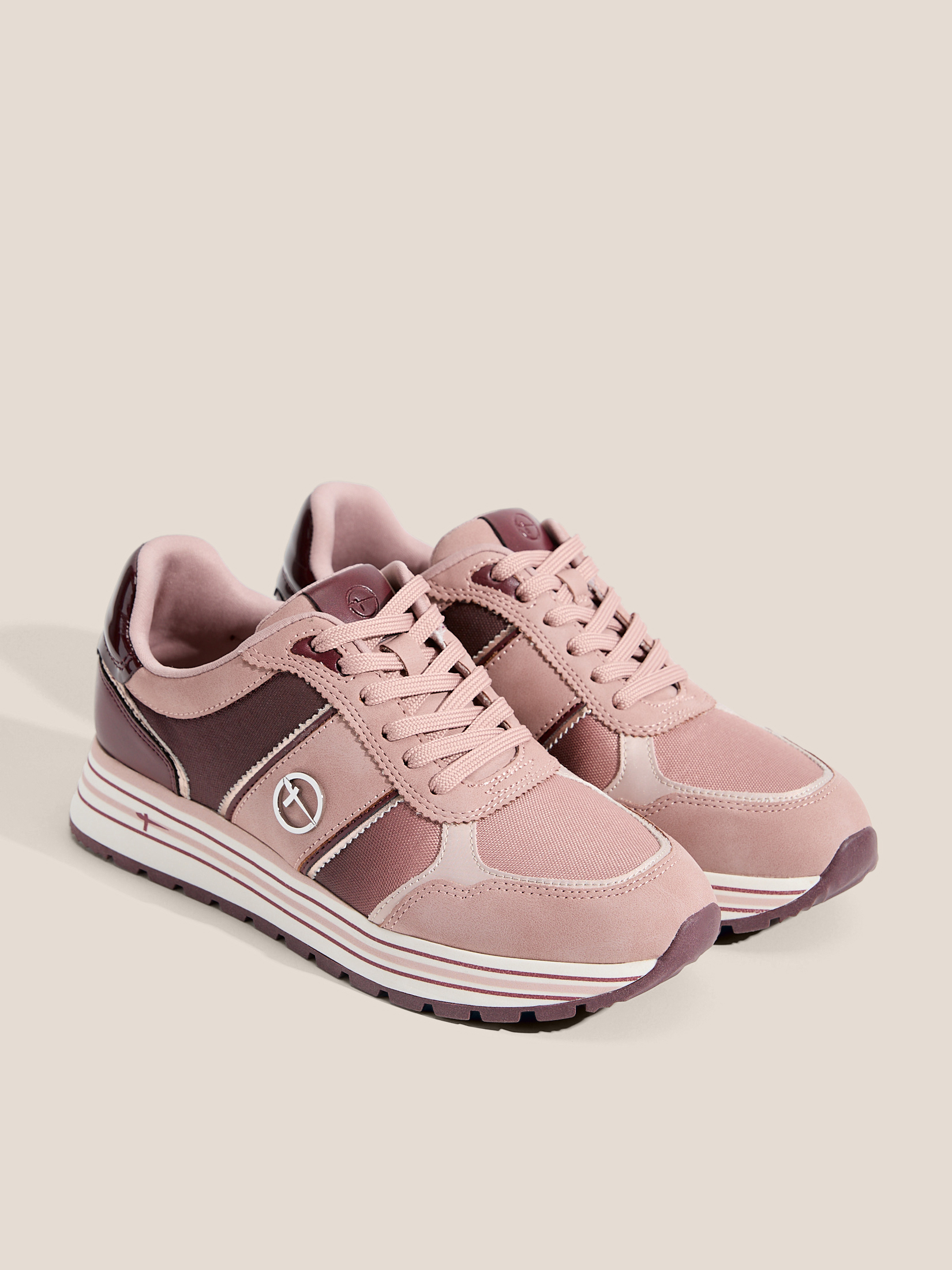 6270 р. 11000 р. Женские кроссовки TAMARIS DAKI