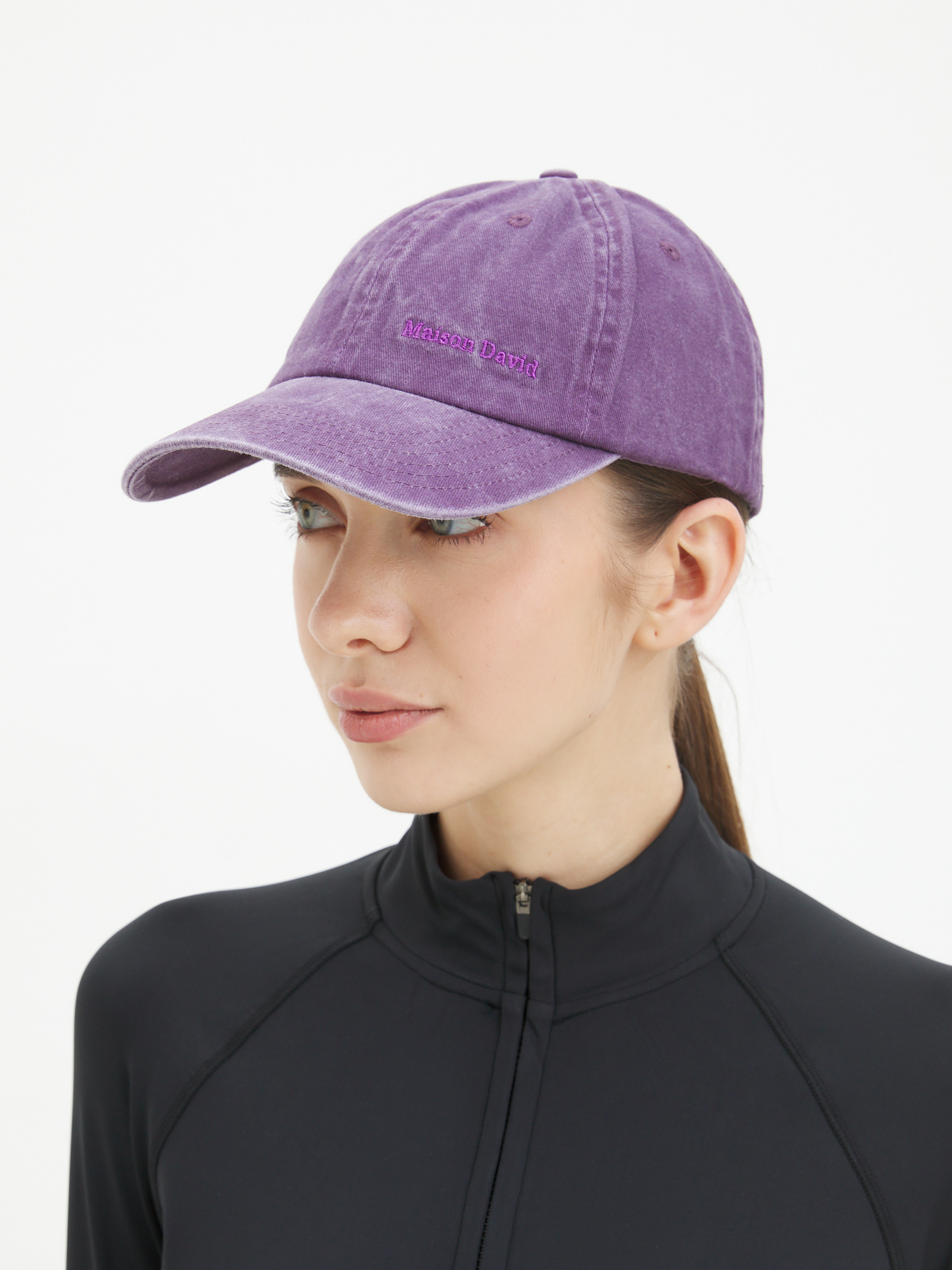 436 р. 1090 р. Женская бейсболка MAISON DAVID