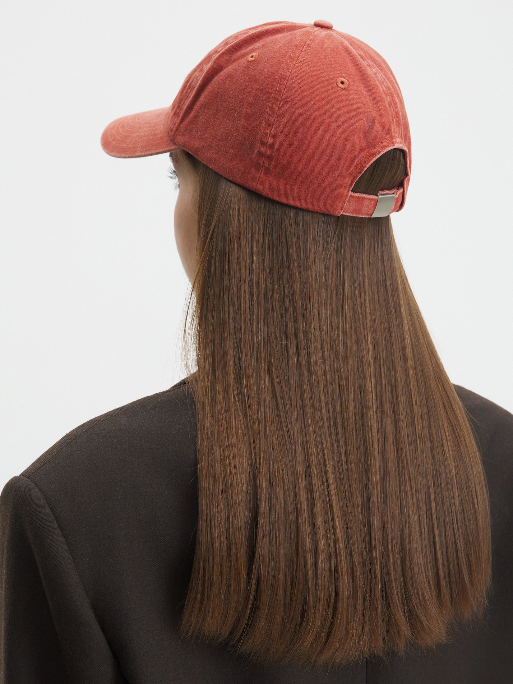 436 р. 1090 р. Женская бейсболка MAISON DAVID