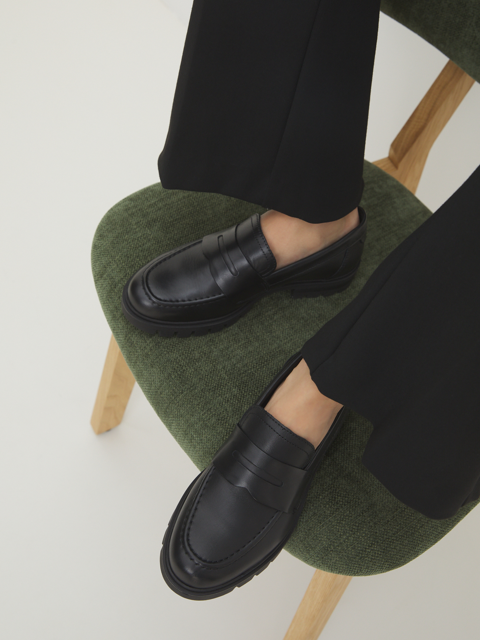 6840 р. 12000 р. Женские лоферы TAMARIS CARA