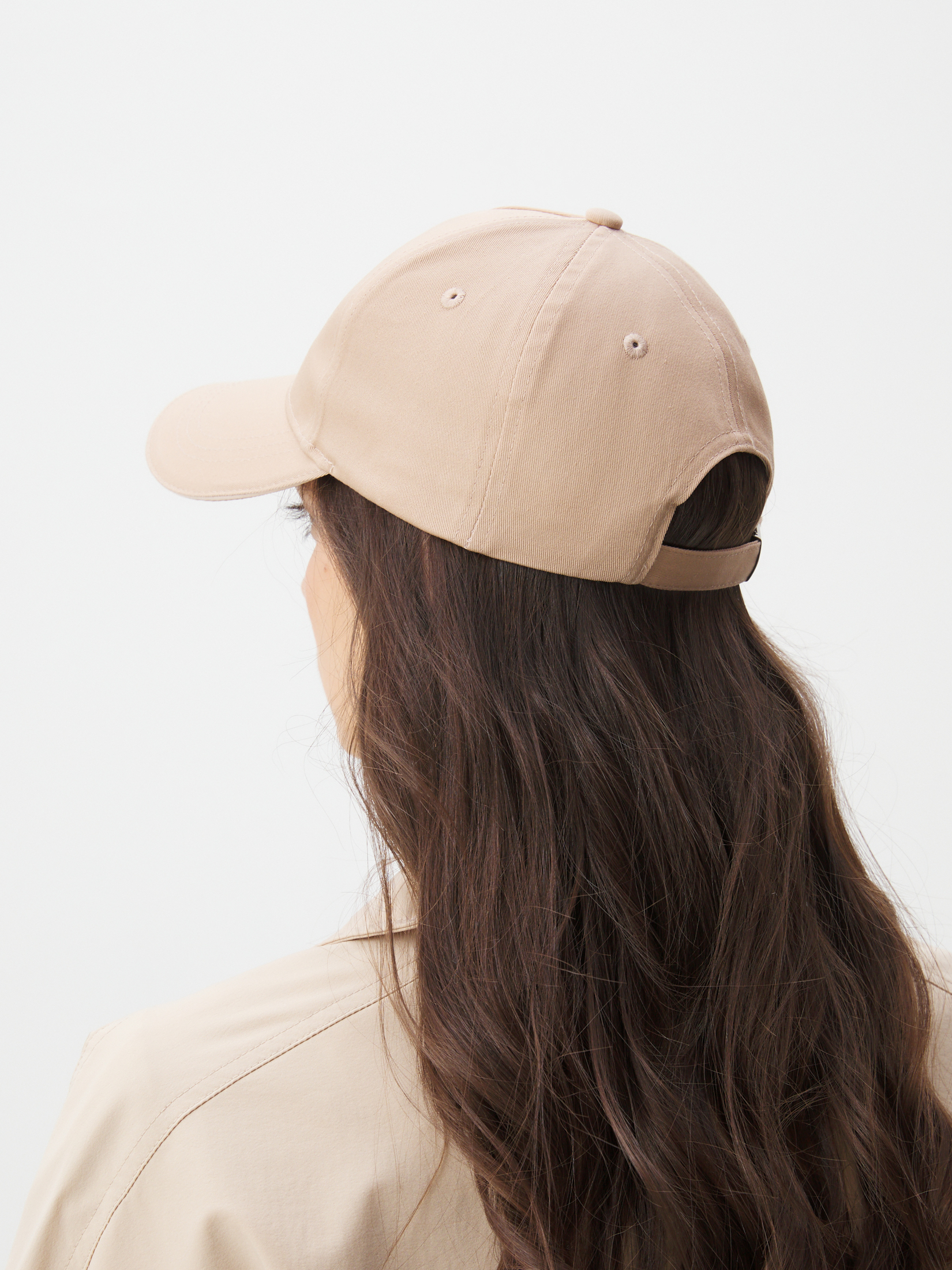 460 р. 1150 р. Бейсболка MAISON DAVID