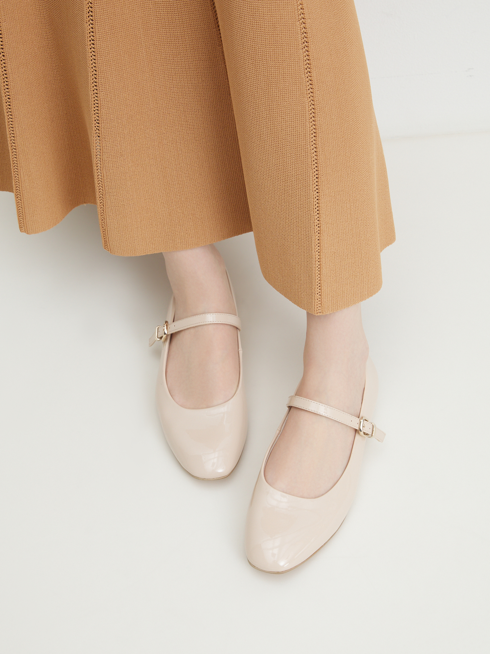 4200 р. 7500 р. Балетки мэри-джейн TAMARIS LORITA