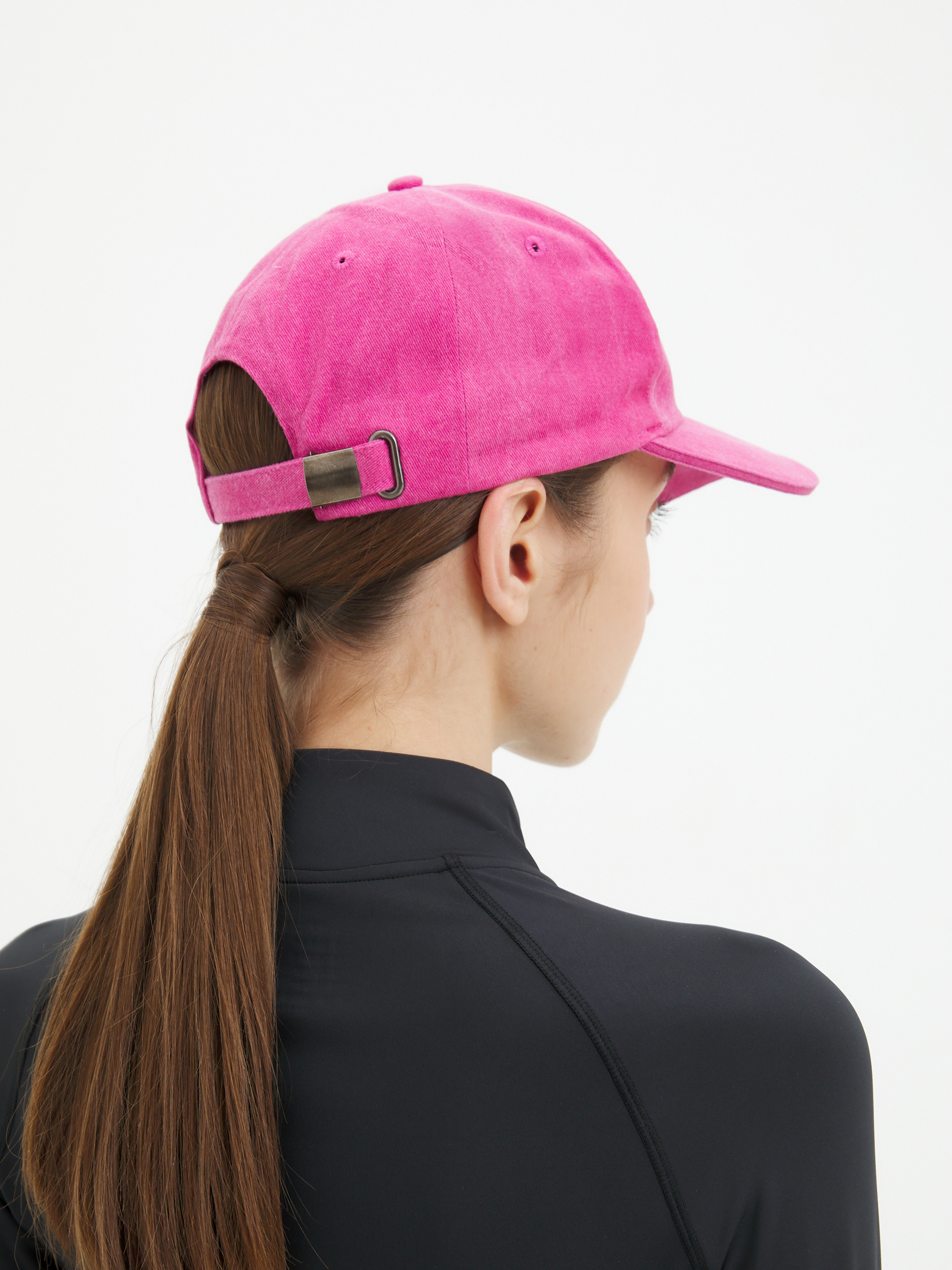 460 р. 1150 р. Бейсболка из денима MAISON DAVID