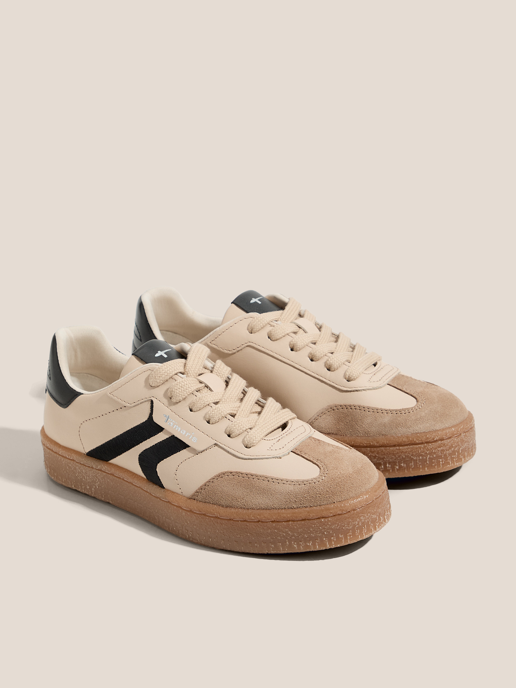 8265 р. 14500 р. Женские кеды TAMARIS NAKJA