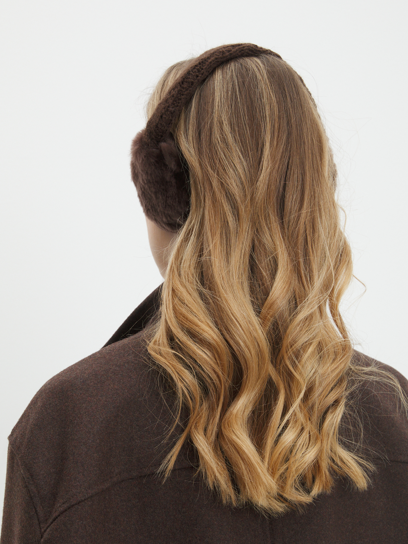 852 р. 2130 р. Женские утепленные наушники TENDANCE