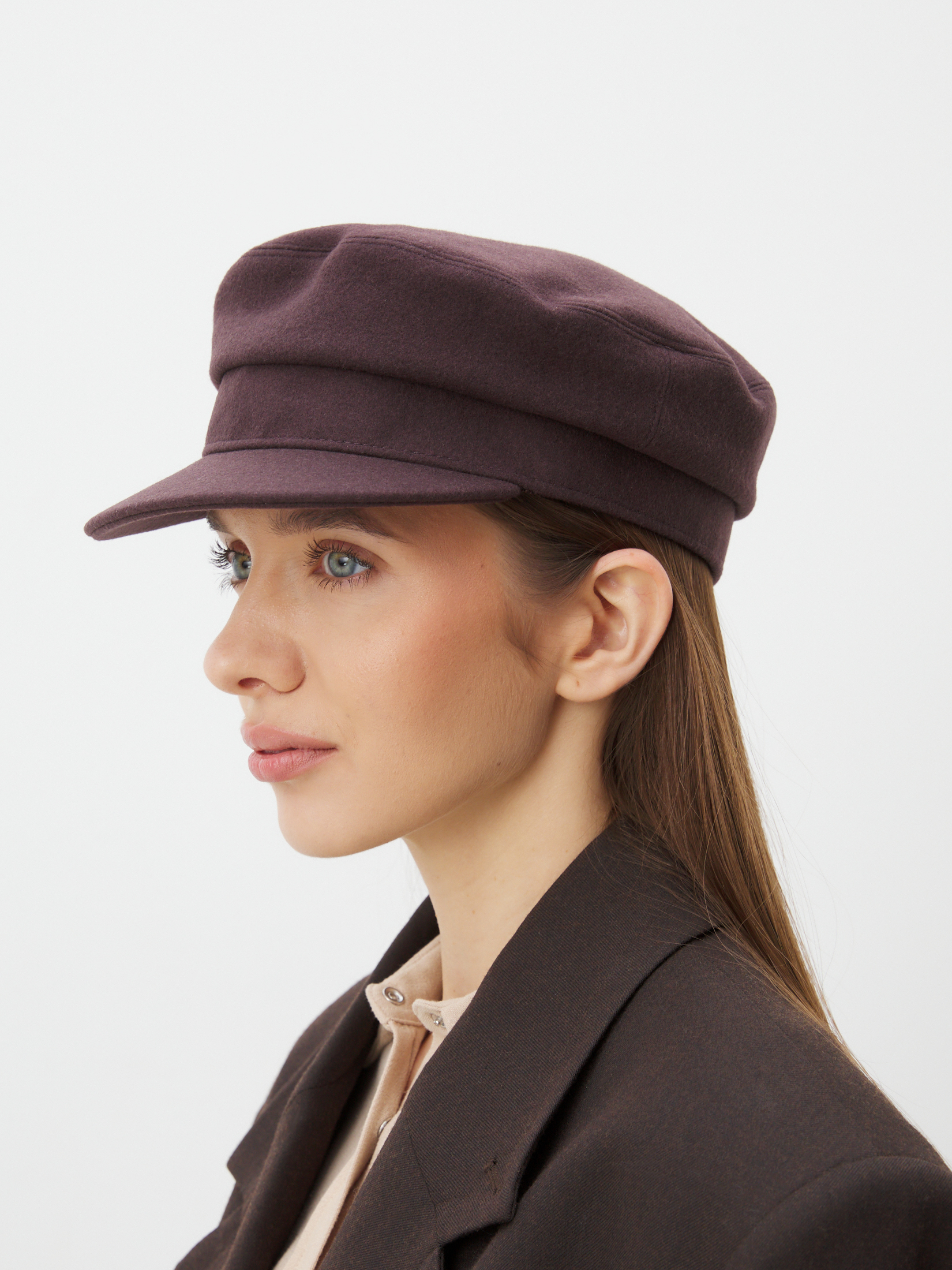 1324 р. 3310 р. Женская кепка MAISON DAVID