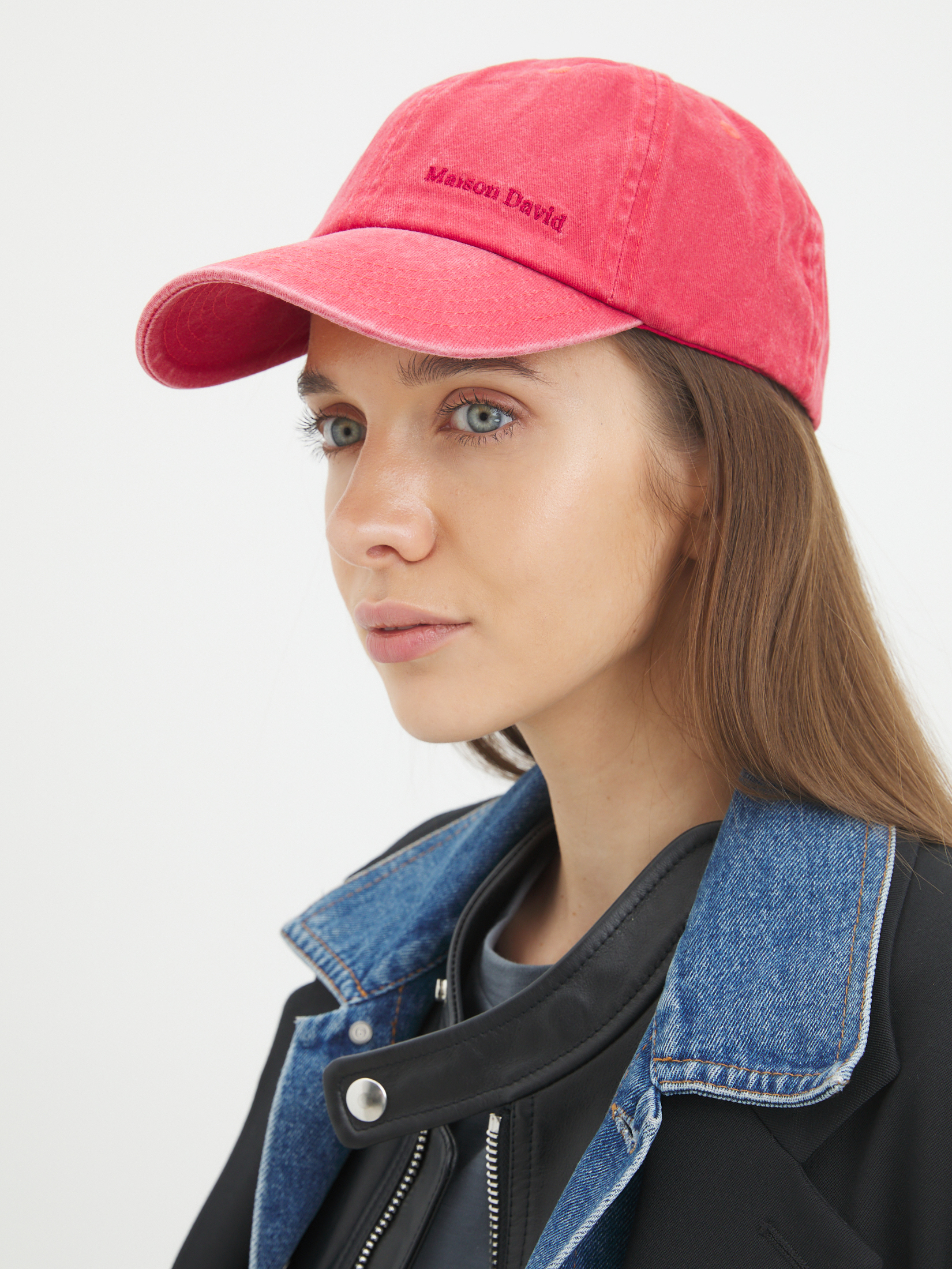 436 р. 1090 р. Женская бейсболка MAISON DAVID