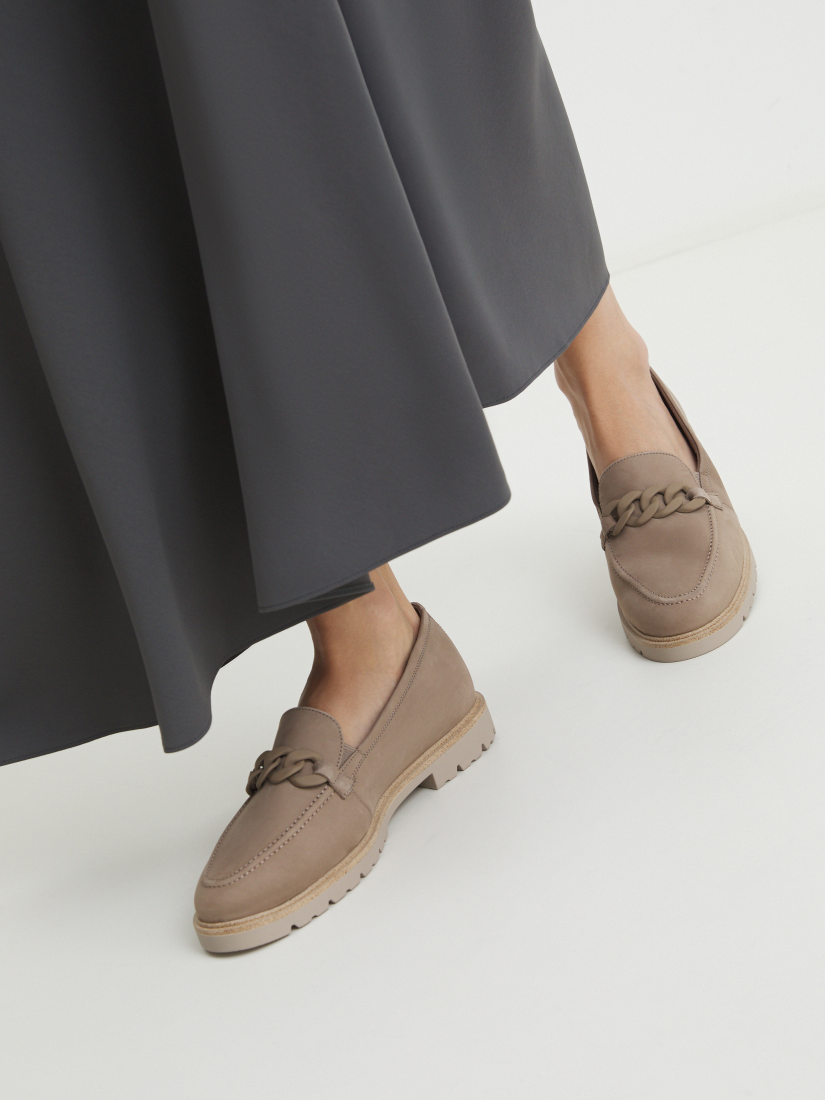 5558 р. 9750 р. Женские лоферы TAMARIS CAREEN