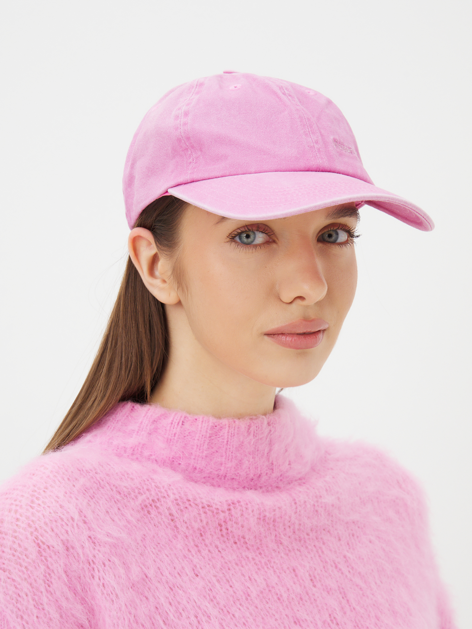 436 р. 1090 р. Женская бейсболка MAISON DAVID