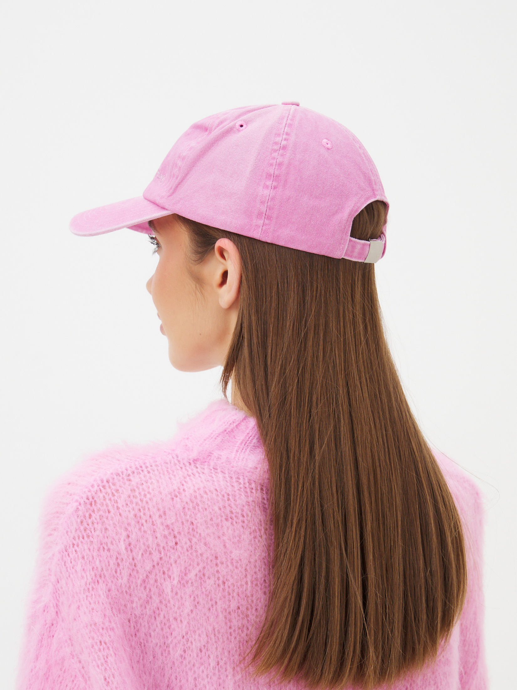 436 р. 1090 р. Женская бейсболка MAISON DAVID