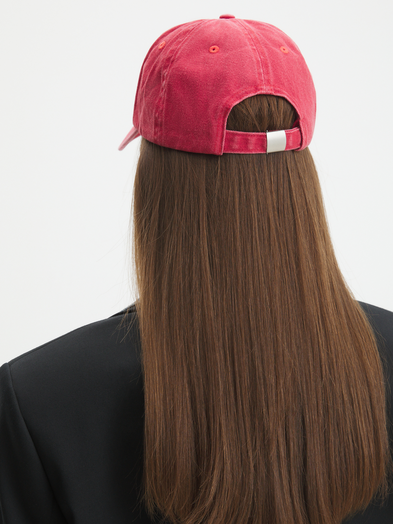 436 р. 1090 р. Женская бейсболка MAISON DAVID