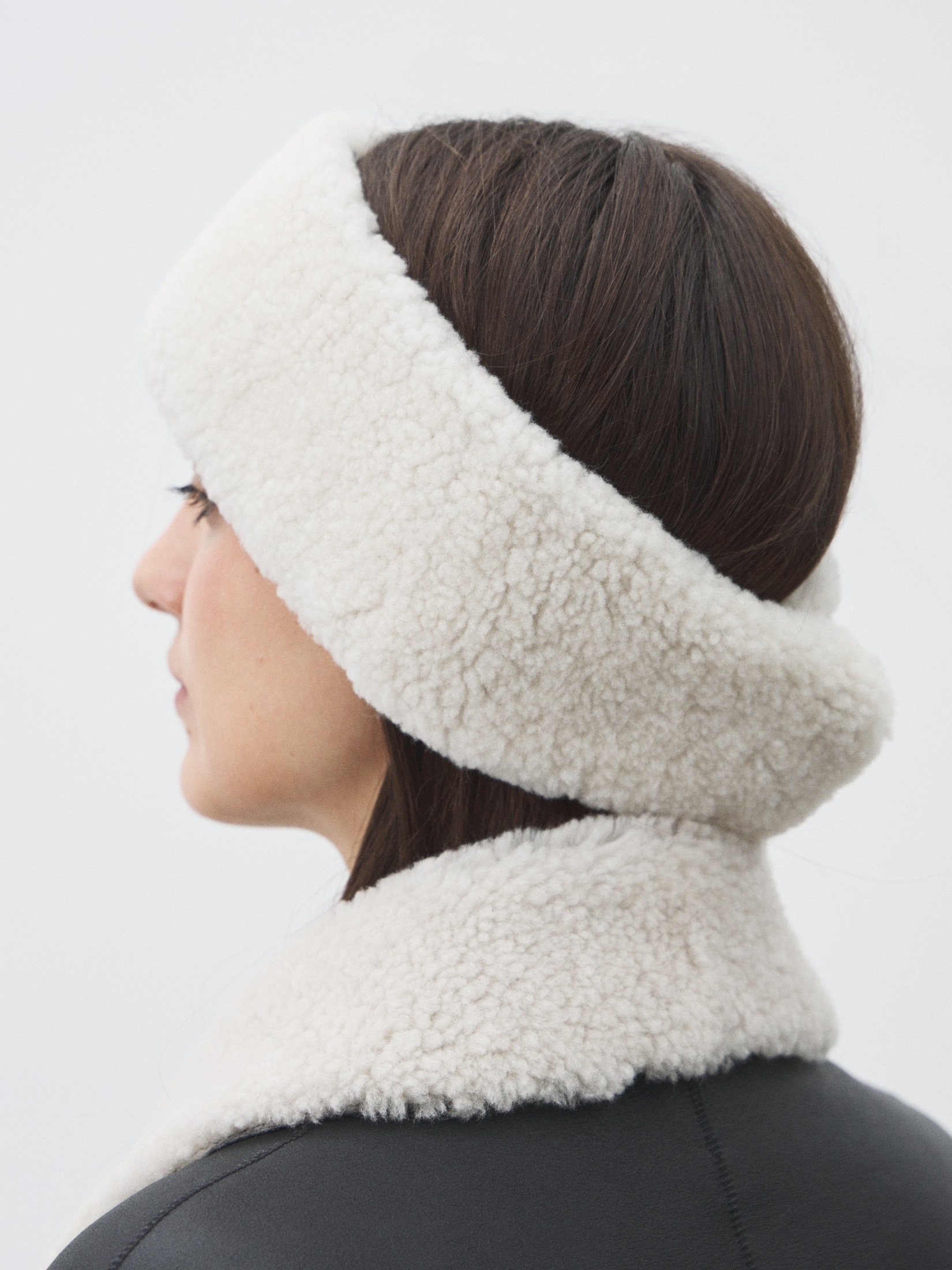 1996 р. 4990 р. Женская повязка на голову MAISON DAVID LEONE_DF