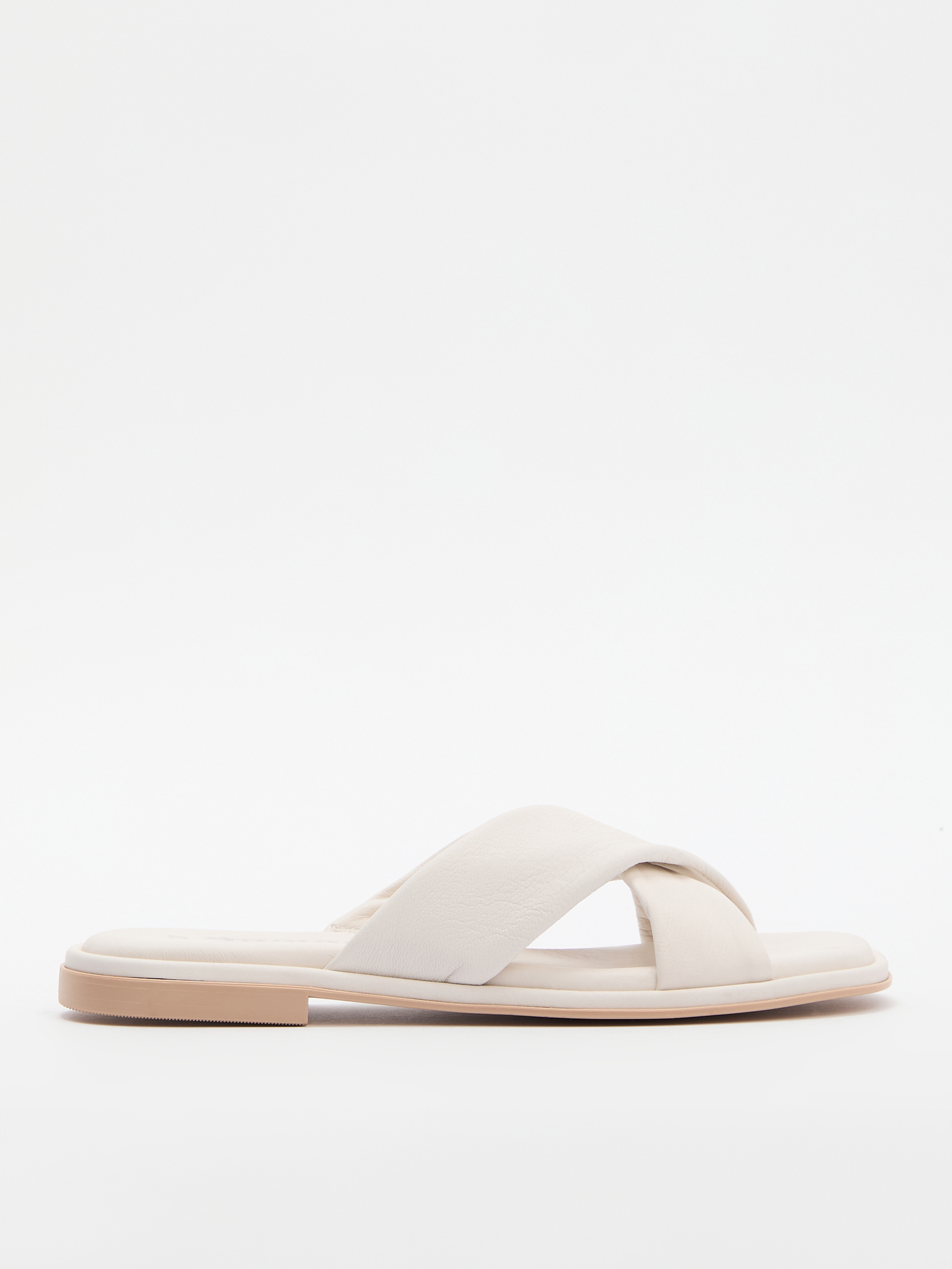 3752 р. 6700 р. Женские шлепанцы TAMARIS BRYNN