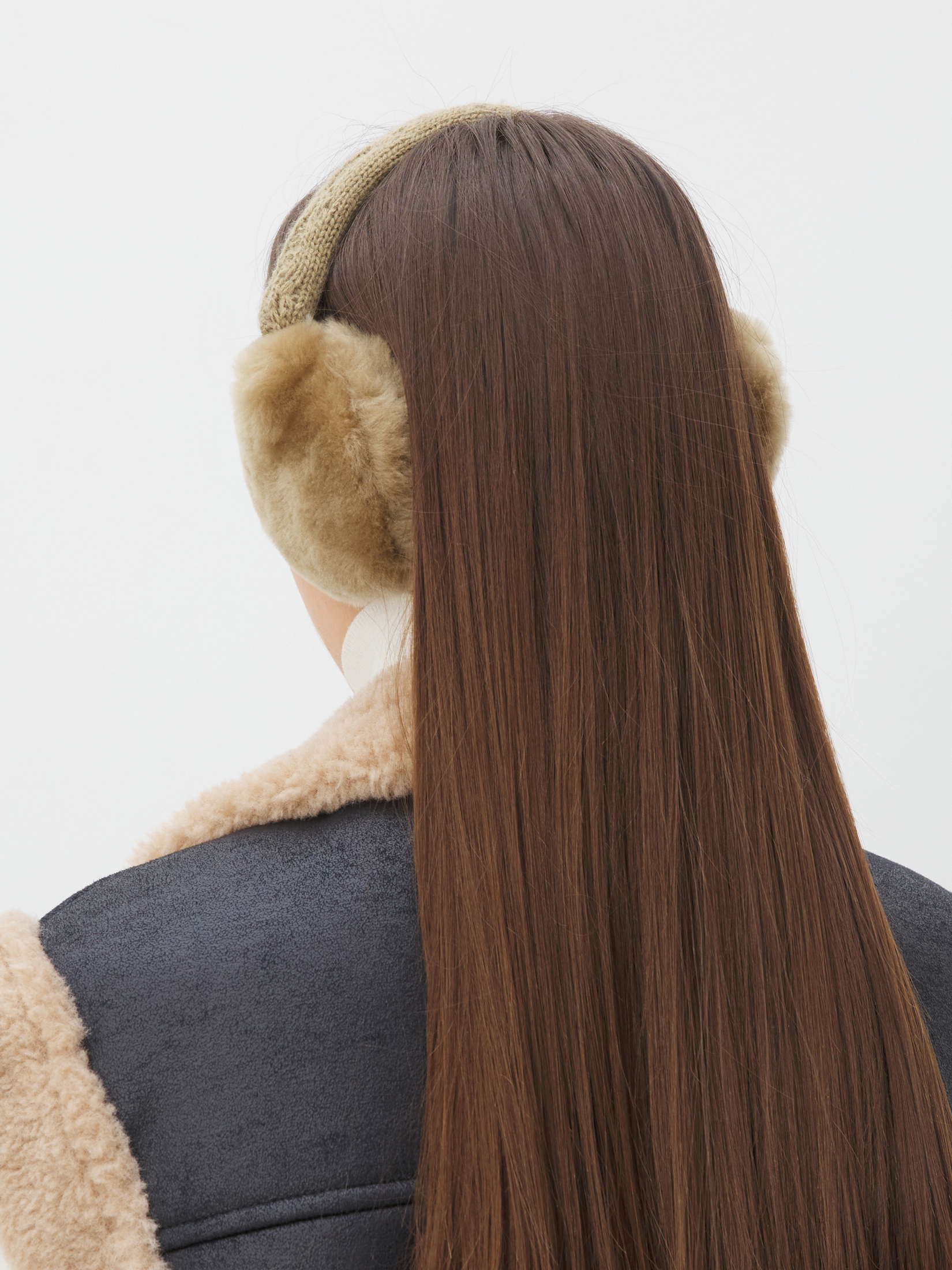 852 р. 2130 р. Женские утепленные наушники TENDANCE