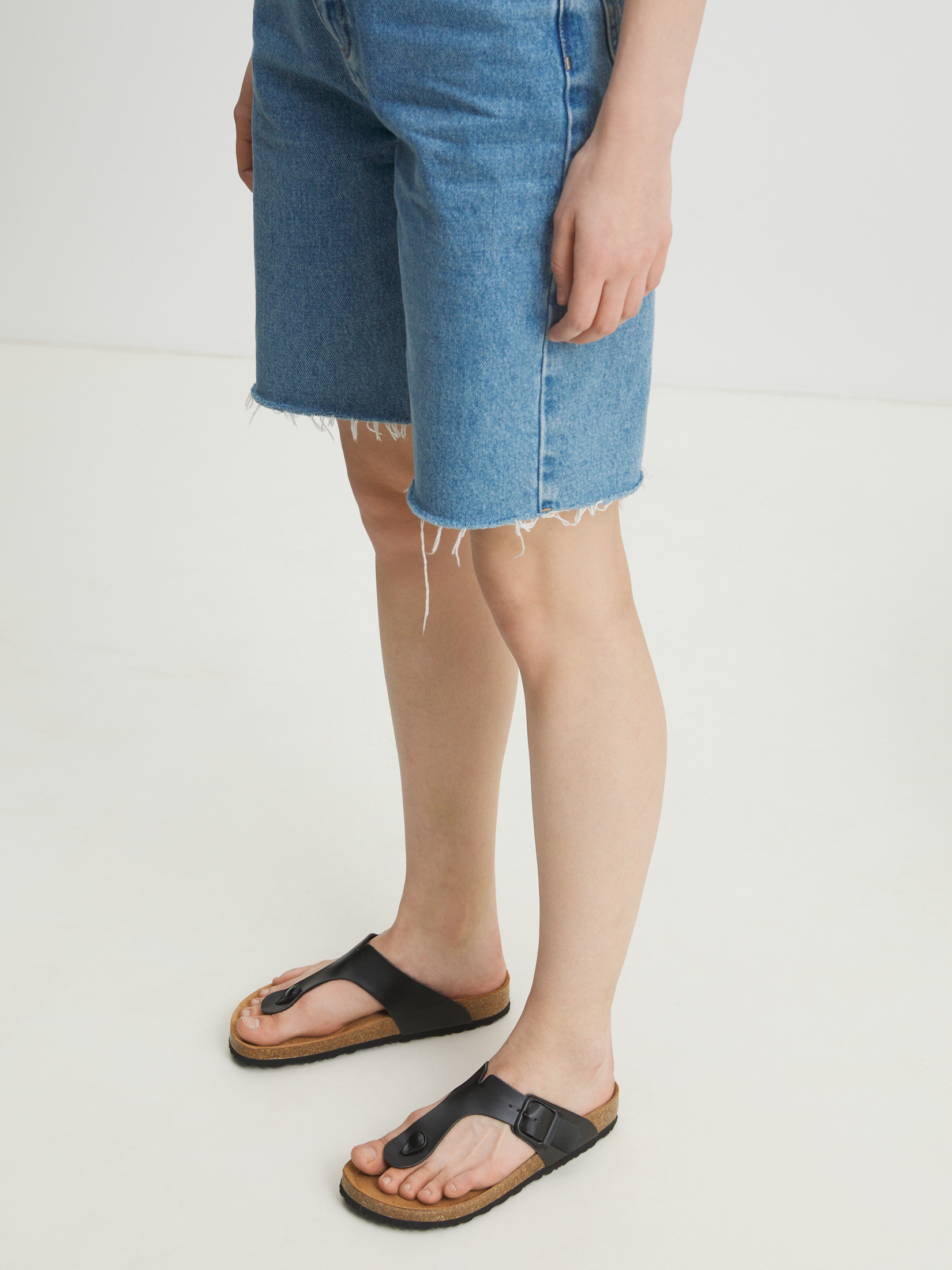 4200 р. 7500 р. Женские вьетнамки TAMARIS CORRA