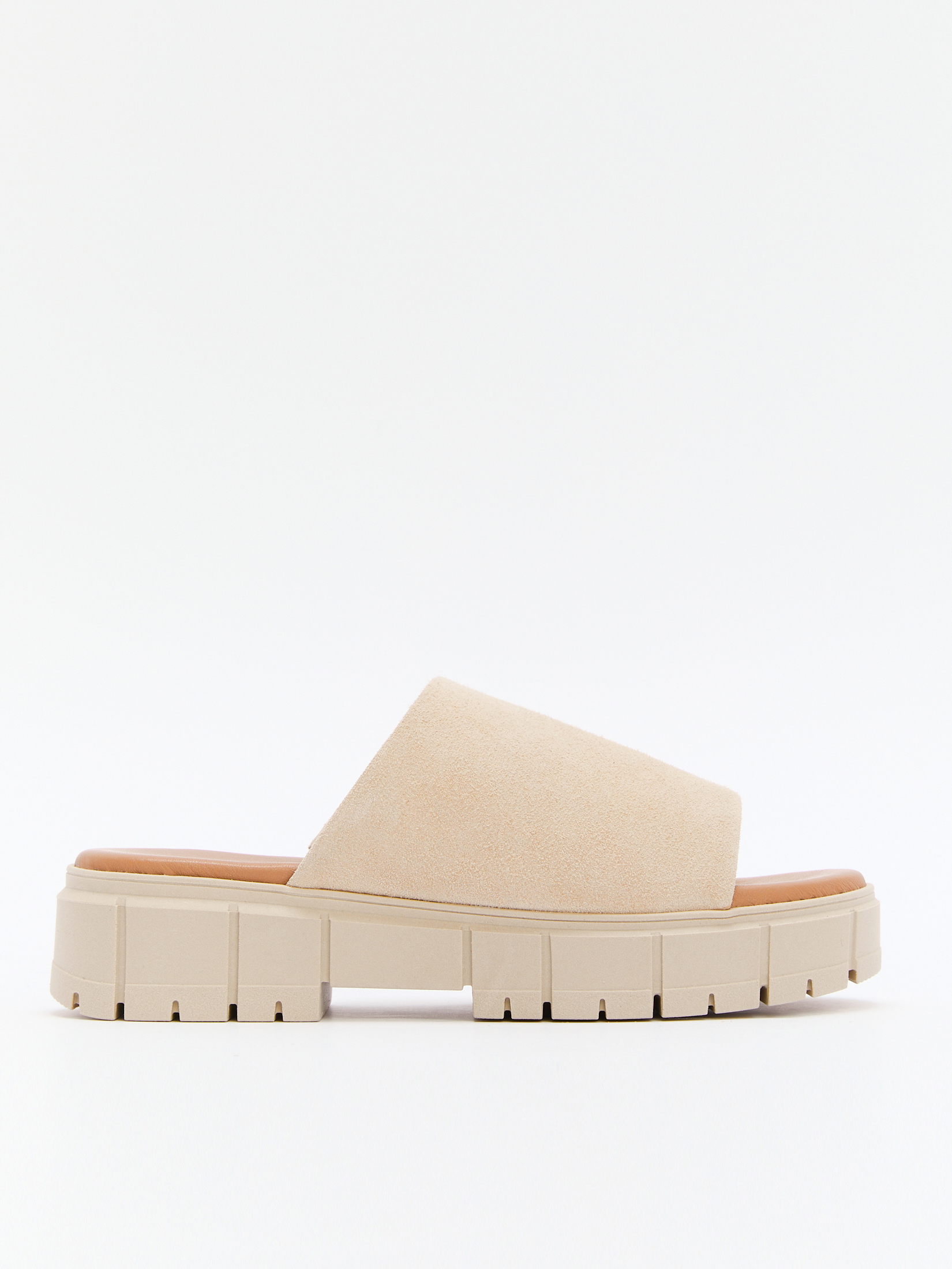 5208 р. 9300 р. Женские шлепанцы TAMARIS NELL