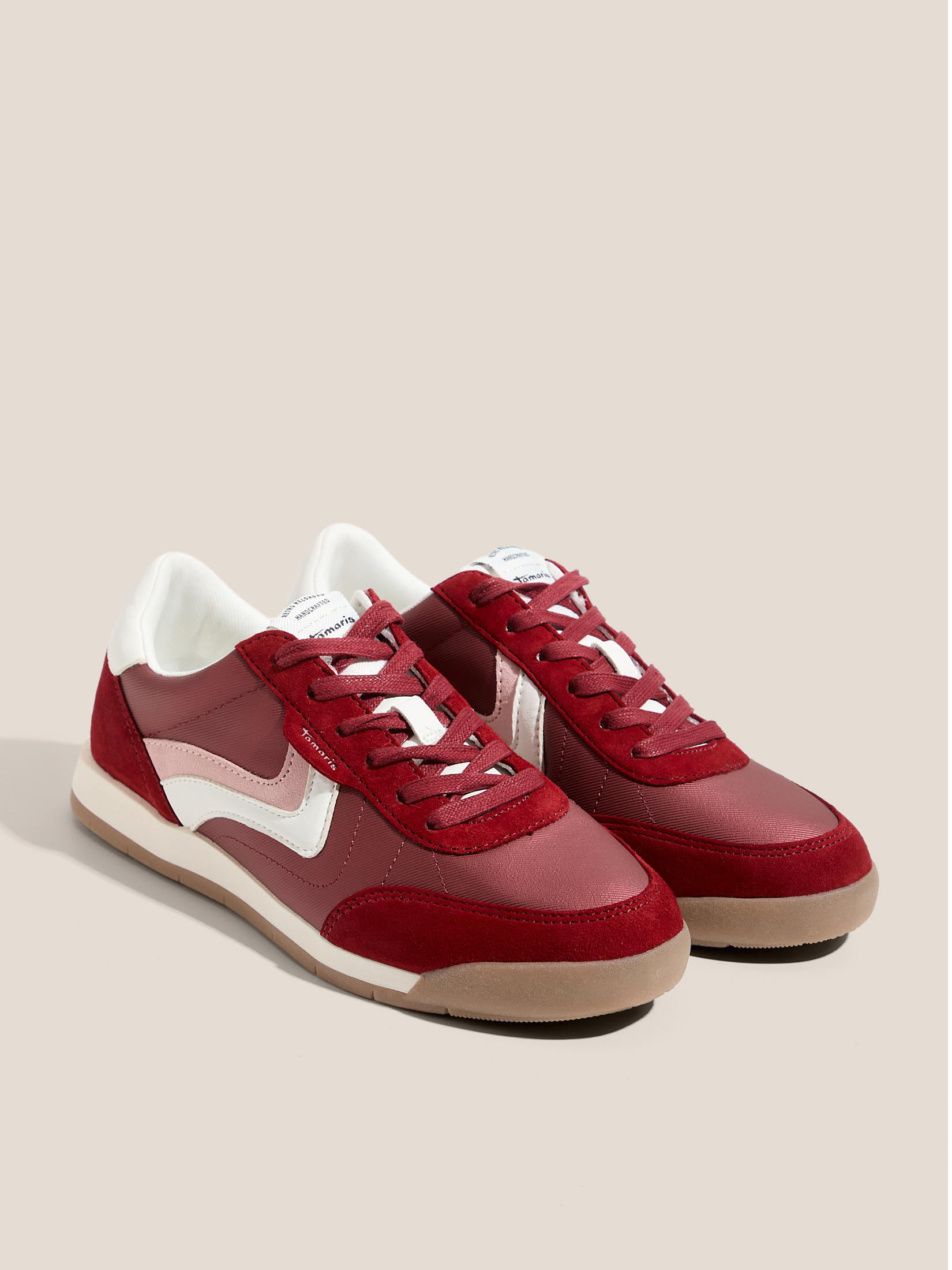 6270 р. 11000 р. Женские кроссовки TAMARIS