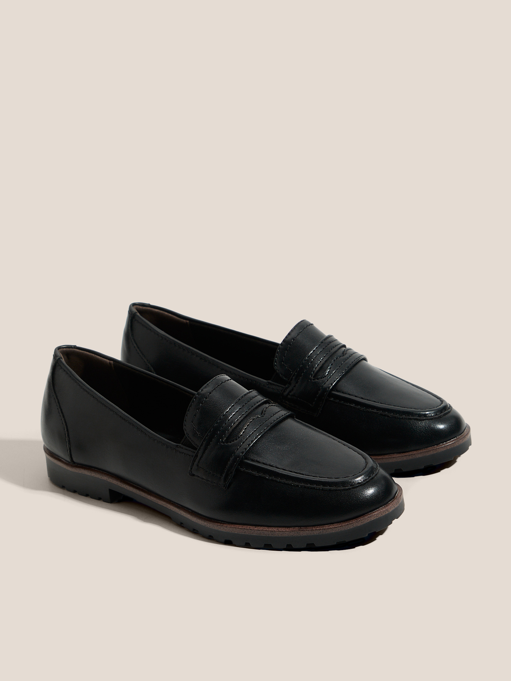 4560 р. 8000 р. Женские лоферы TAMARIS CAREEN