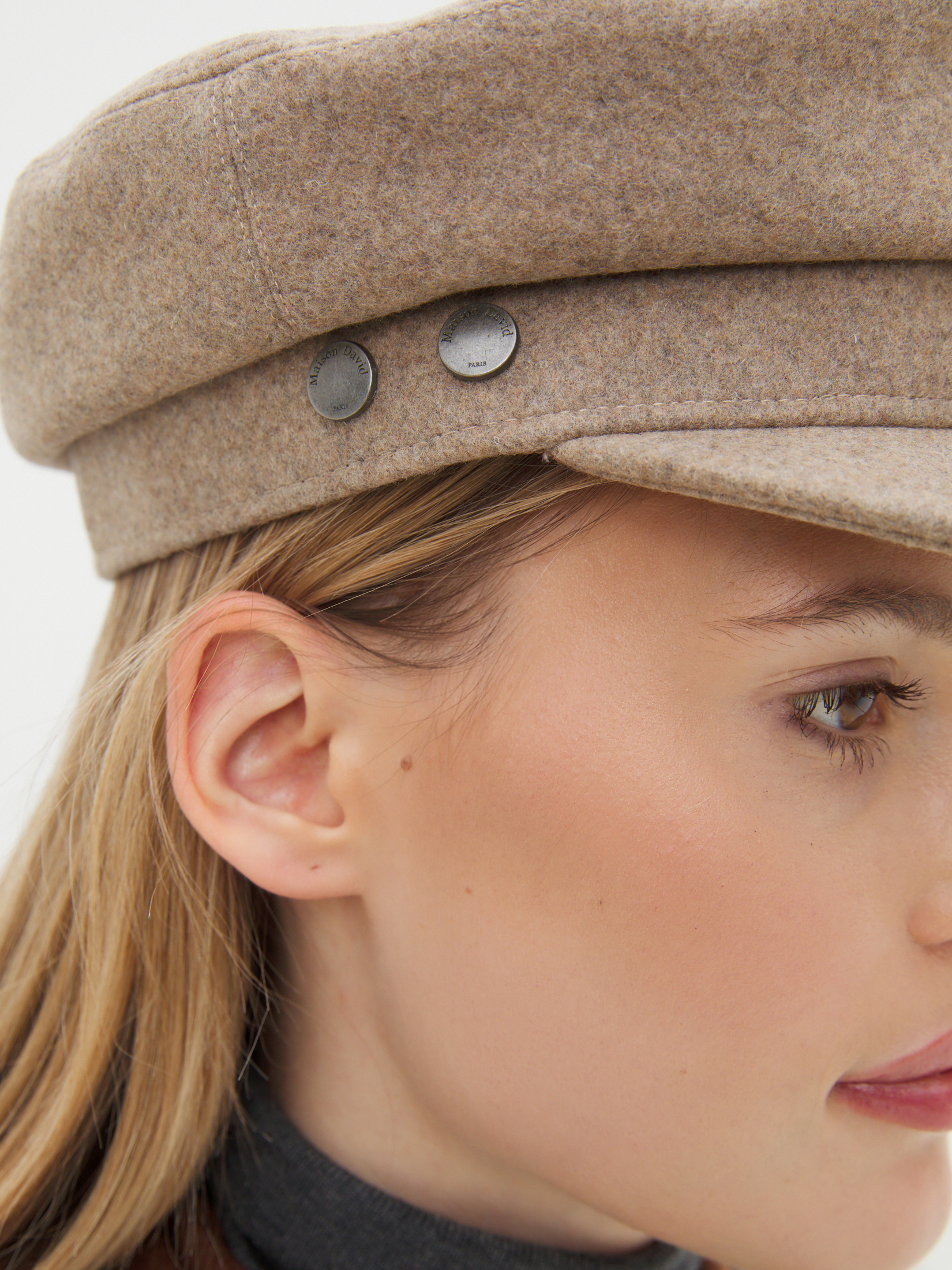 1324 р. 3310 р. Женская кепка MAISON DAVID