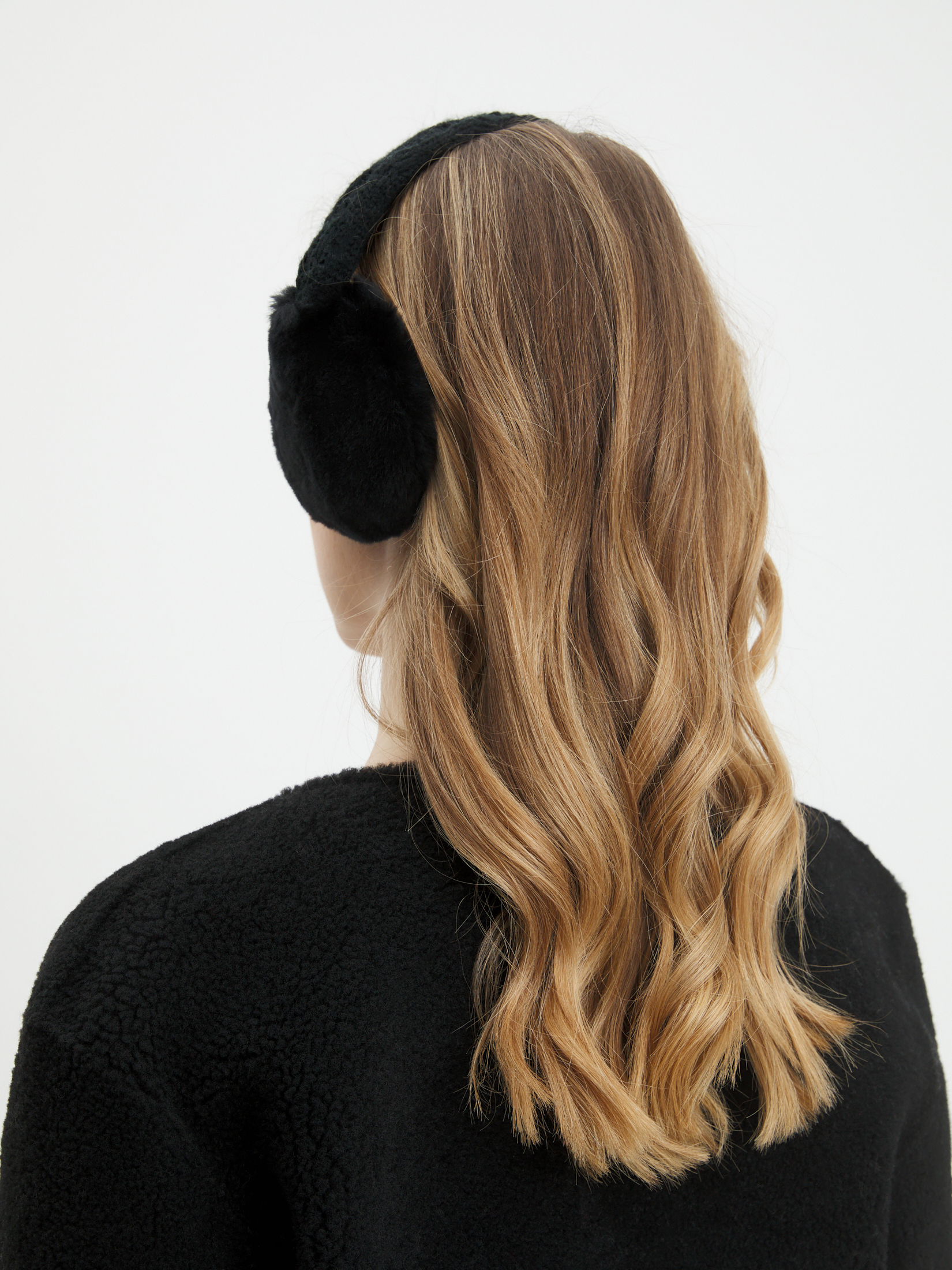 852 р. 2130 р. Женские утепленные наушники TENDANCE