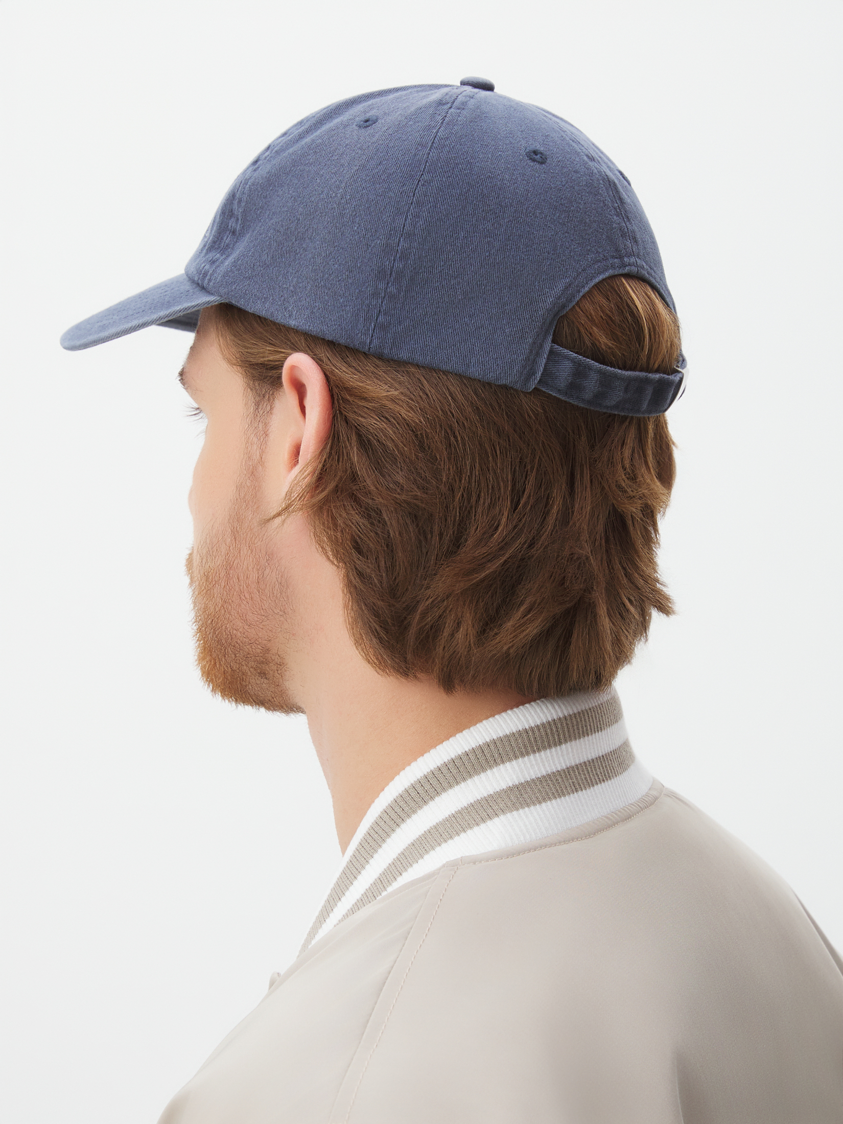 460 р. 1150 р. Бейсболка MAISON DAVID