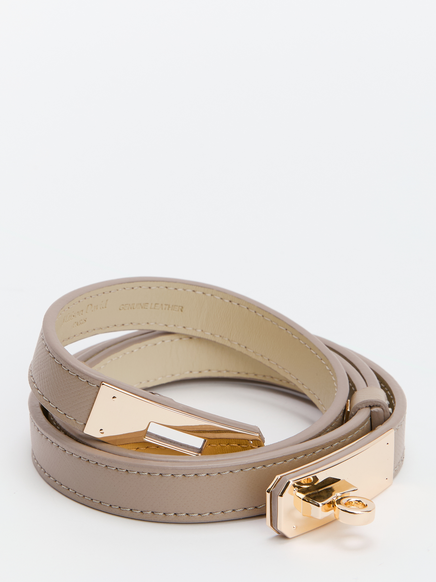 800 р.  1990 р.  Женский ремень MAISON DAVID