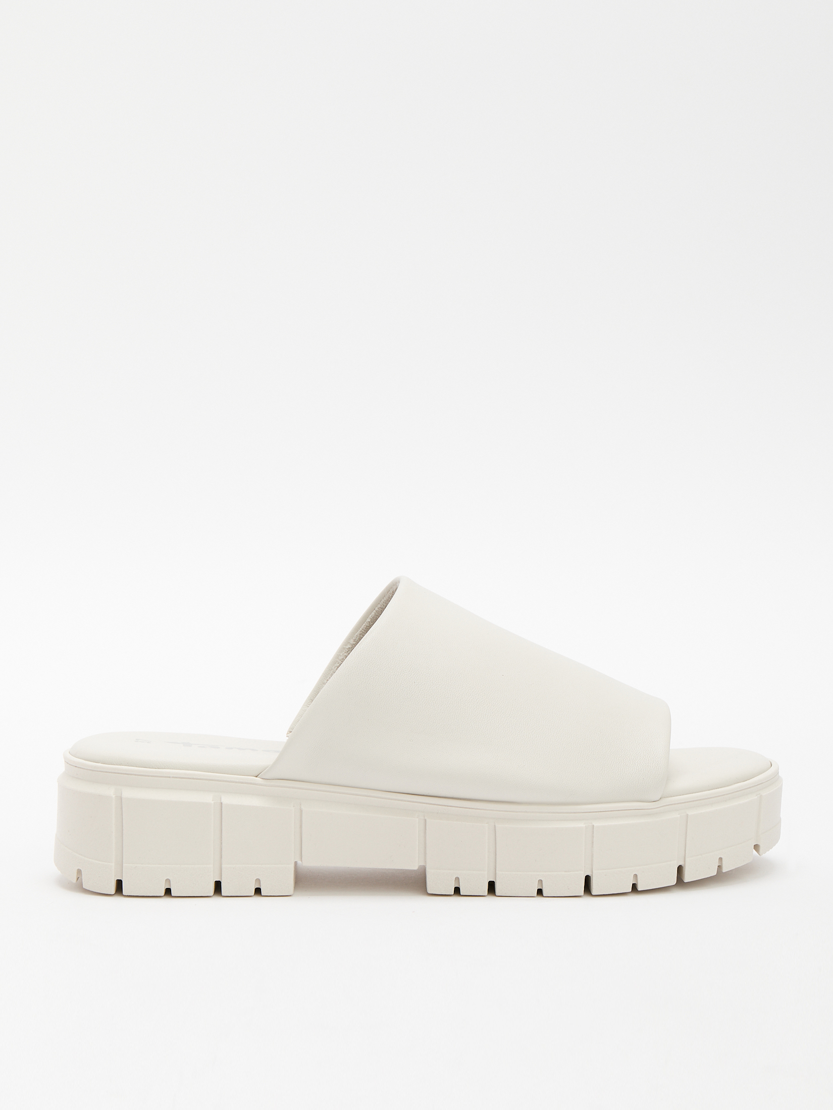 5208 р. 9300 р. Женские шлепанцы TAMARIS NELL